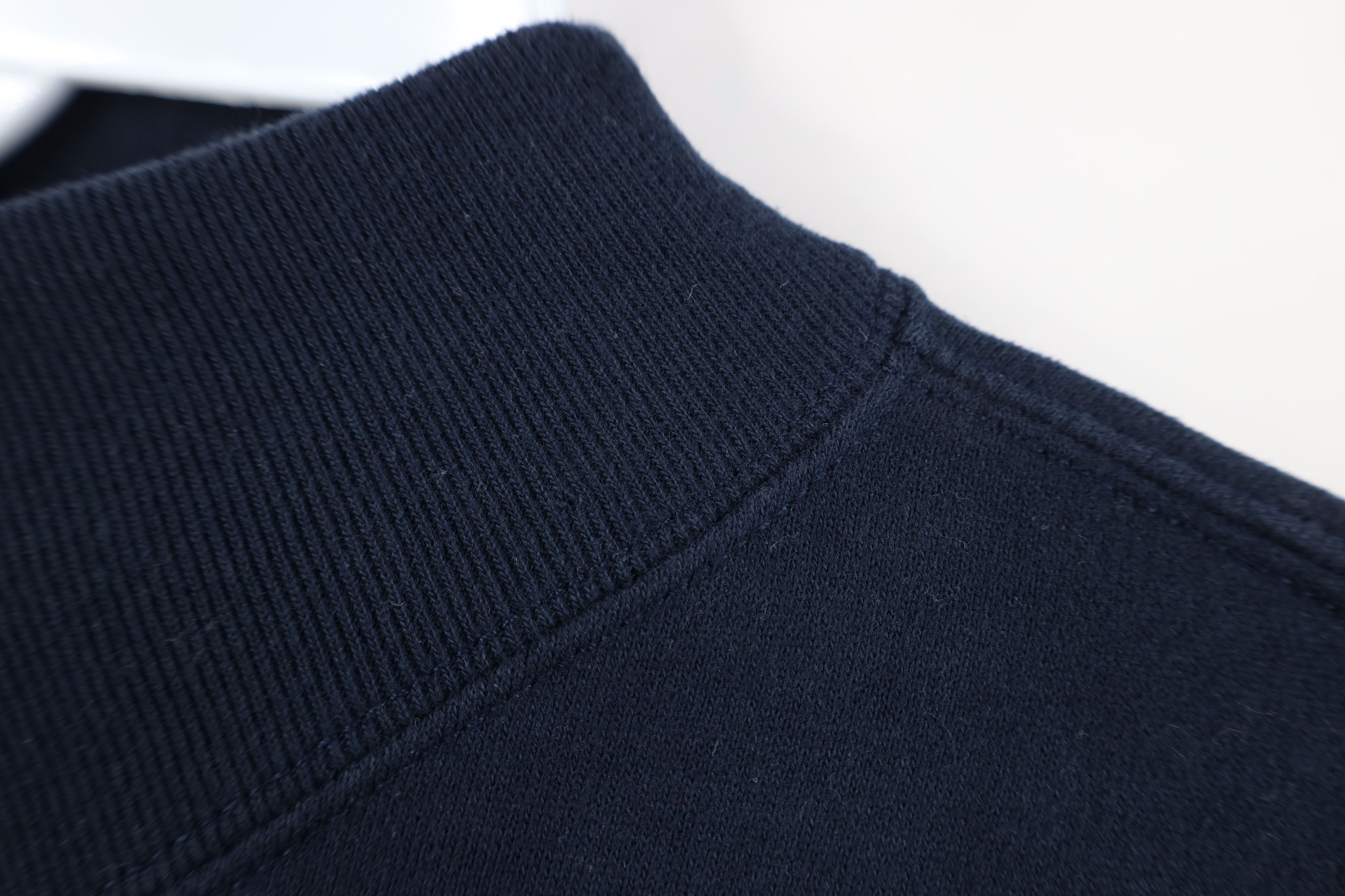 Abercrombie & Fitch Vintage Y2K Abercrombie & Fitch Sweatshirt Navy Blue Size S / US 4 / IT 40 - 8 Thumbnail
