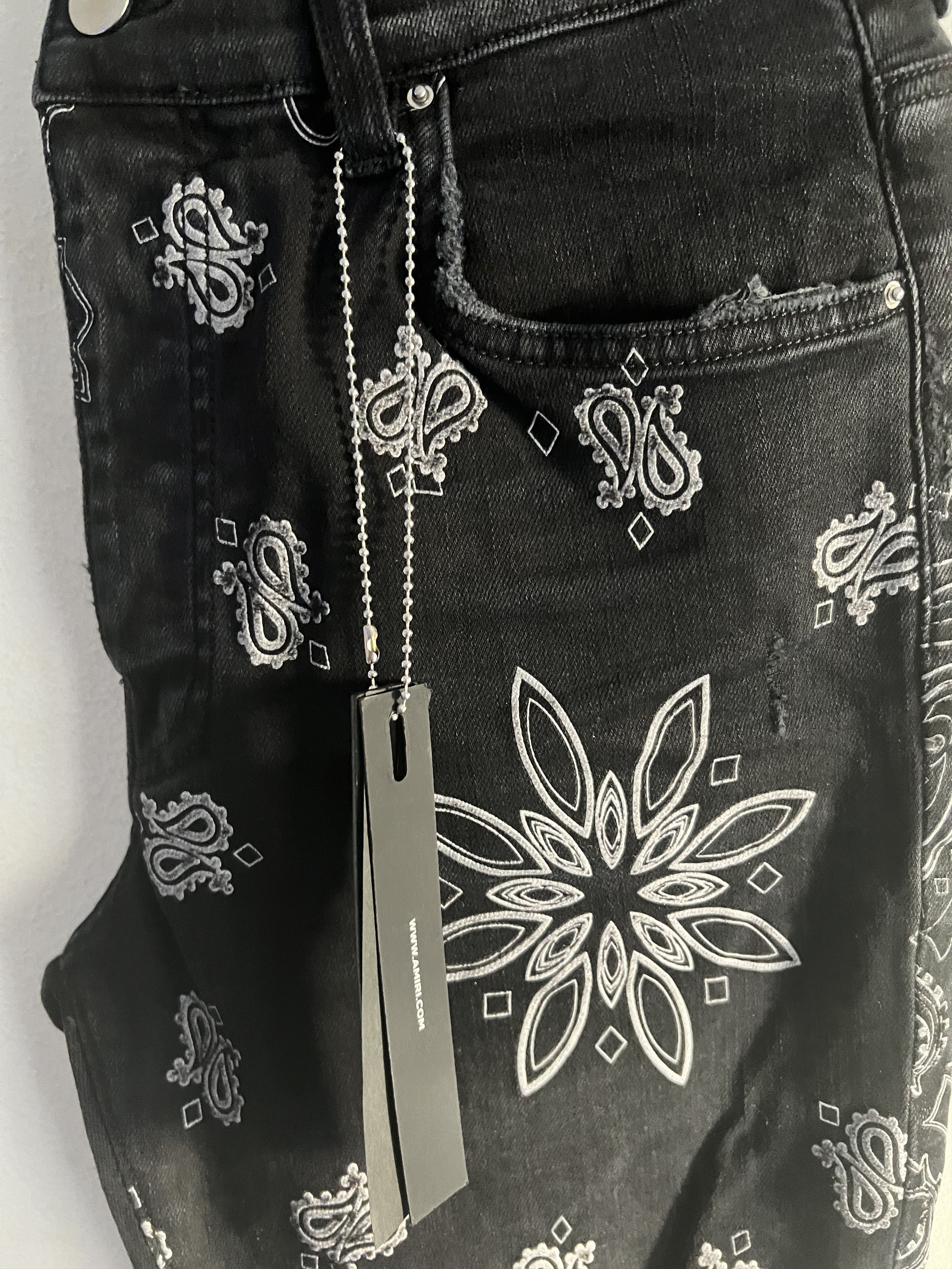 Amiri BNWT Black Flocked Paisley Bandana Size US 32 / EU 48 - 13 Thumbnail