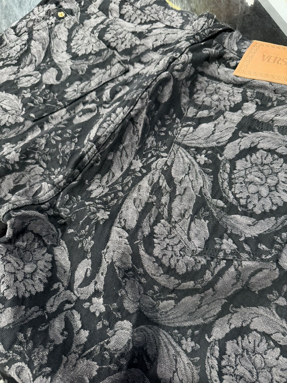 Versace VERSACE Barocco Silhouette Patterned Jeans Size US 32 / EU 48 - 4 Thumbnail