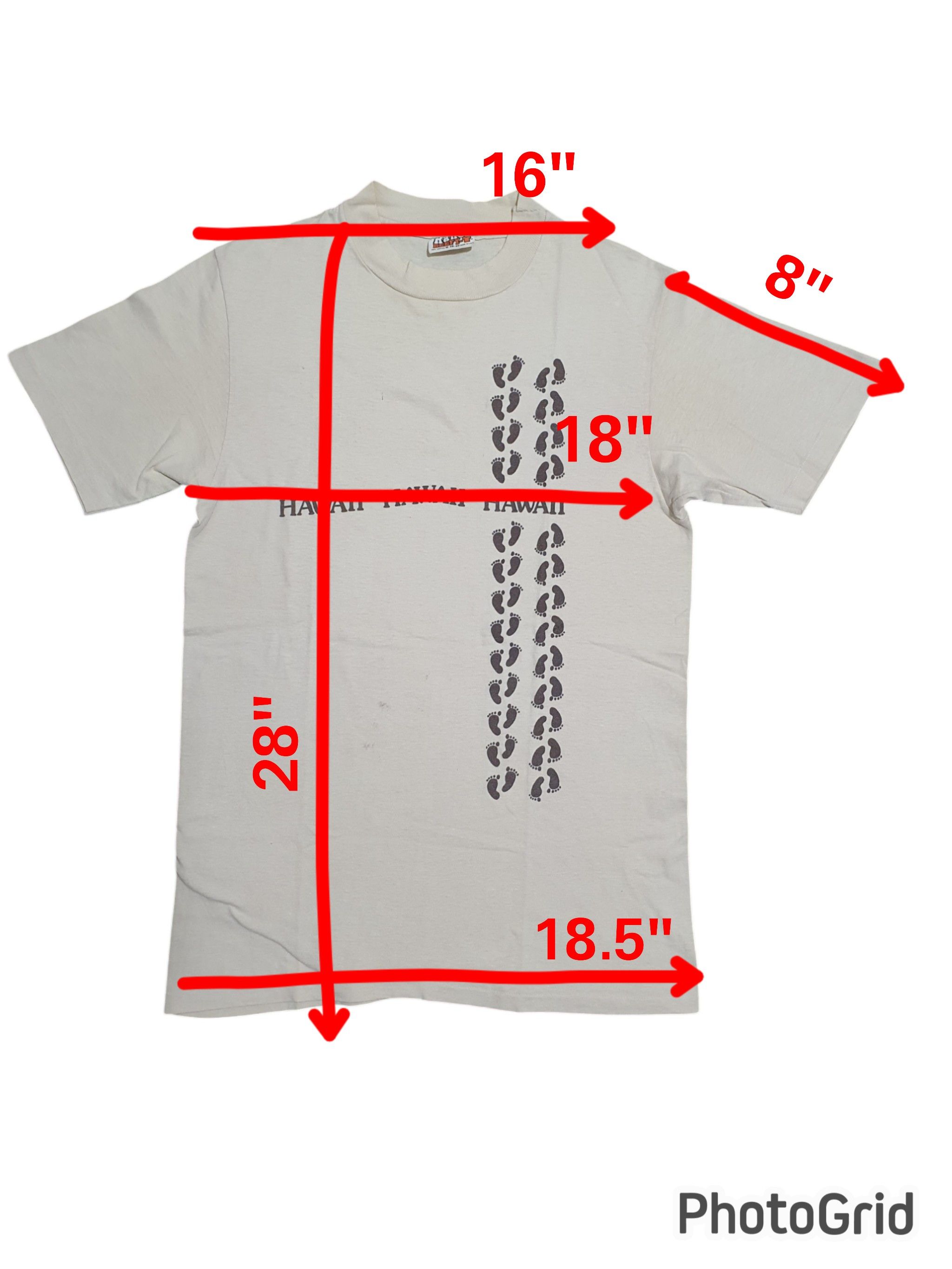 Hanes × Vintage HAWAII HANES 80’S FOOTPRINT 18”/28” VINTAGE T-SHIRT Size US M / EU 48-50 / 2 - 9 Thumbnail
