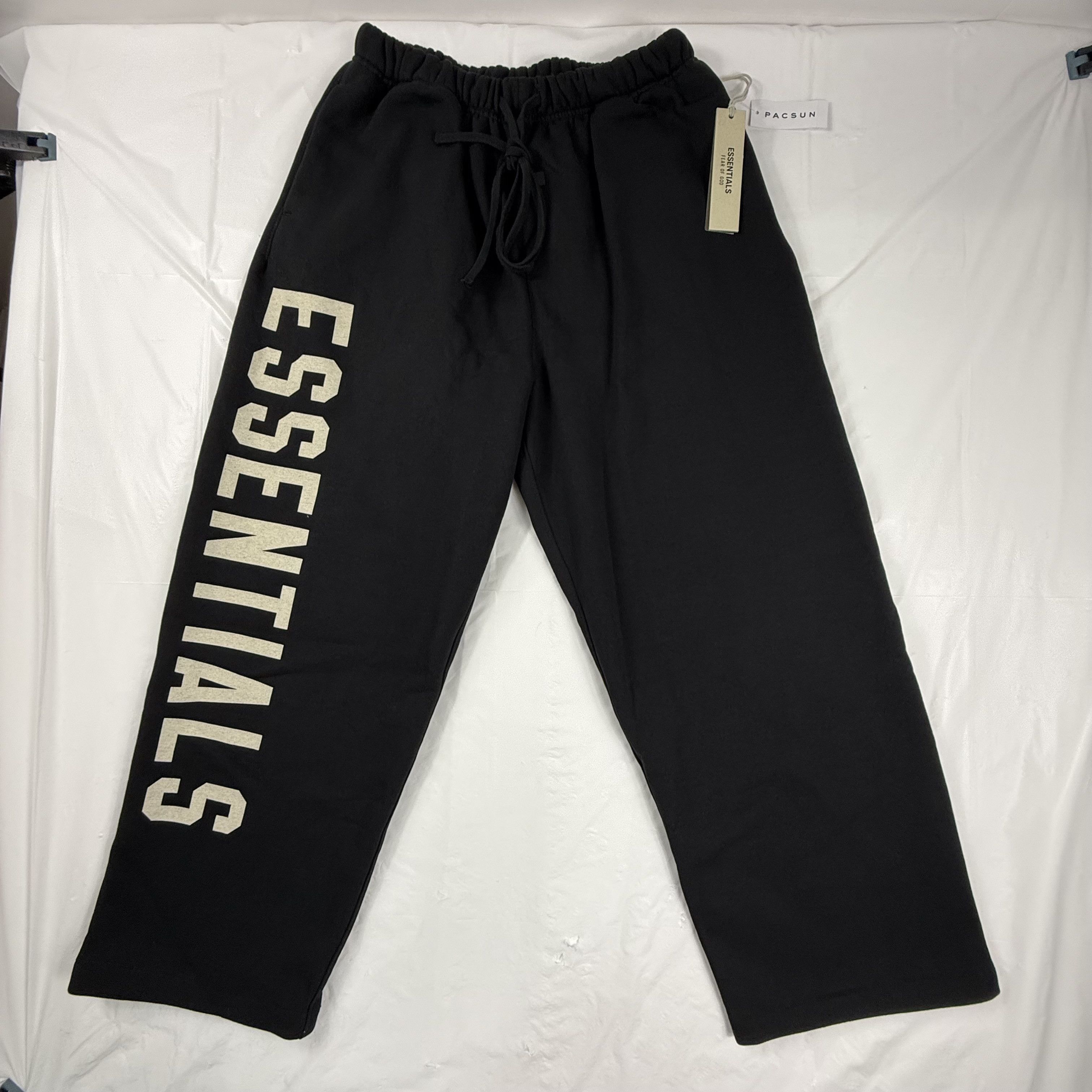 Fear of God Essentials Black Graphic Logo Sweatpants XL