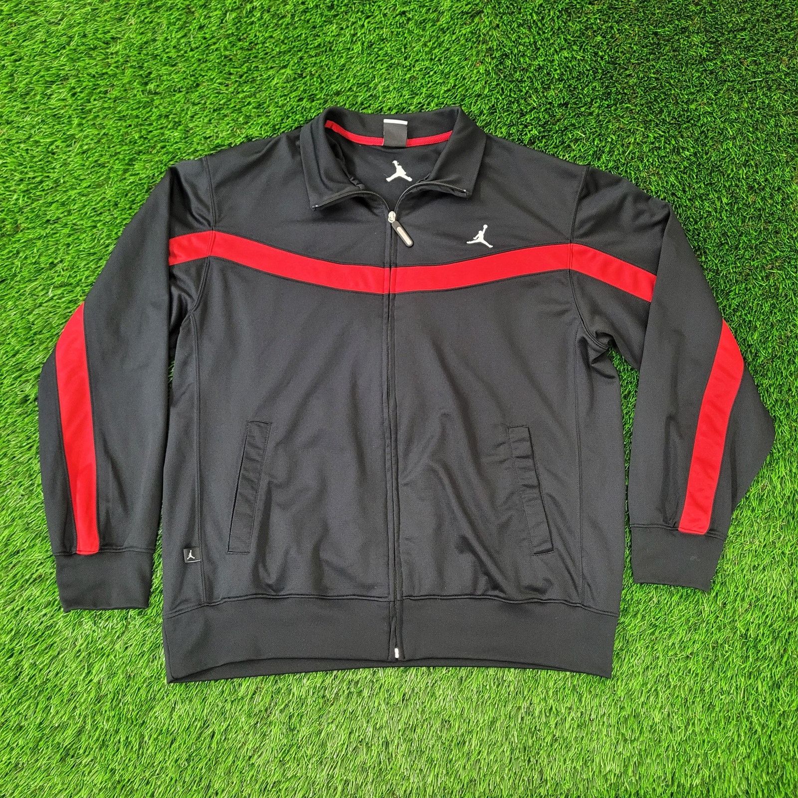 Vintage NIKE Jordan Jumpman Track Jacket Large 25x27 Baggy Black Red Size US L / EU 52-54 / 3 - 1 Thumbnail