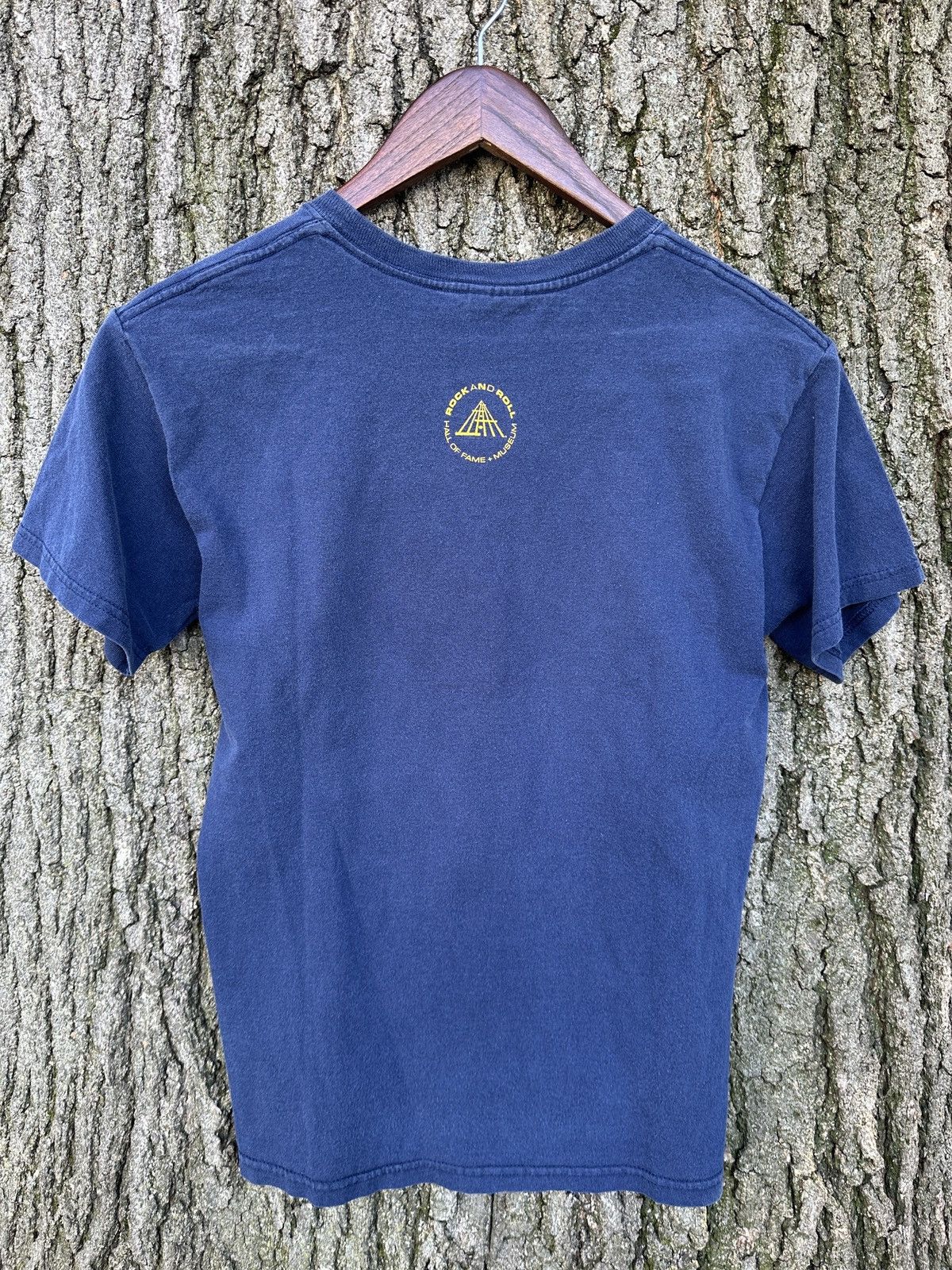 Band Tees × Gildan × Vintage Vintage Rock & Roll Hall Of Fame T Shirt Size US S / EU 44-46 / 1 - 3 Thumbnail