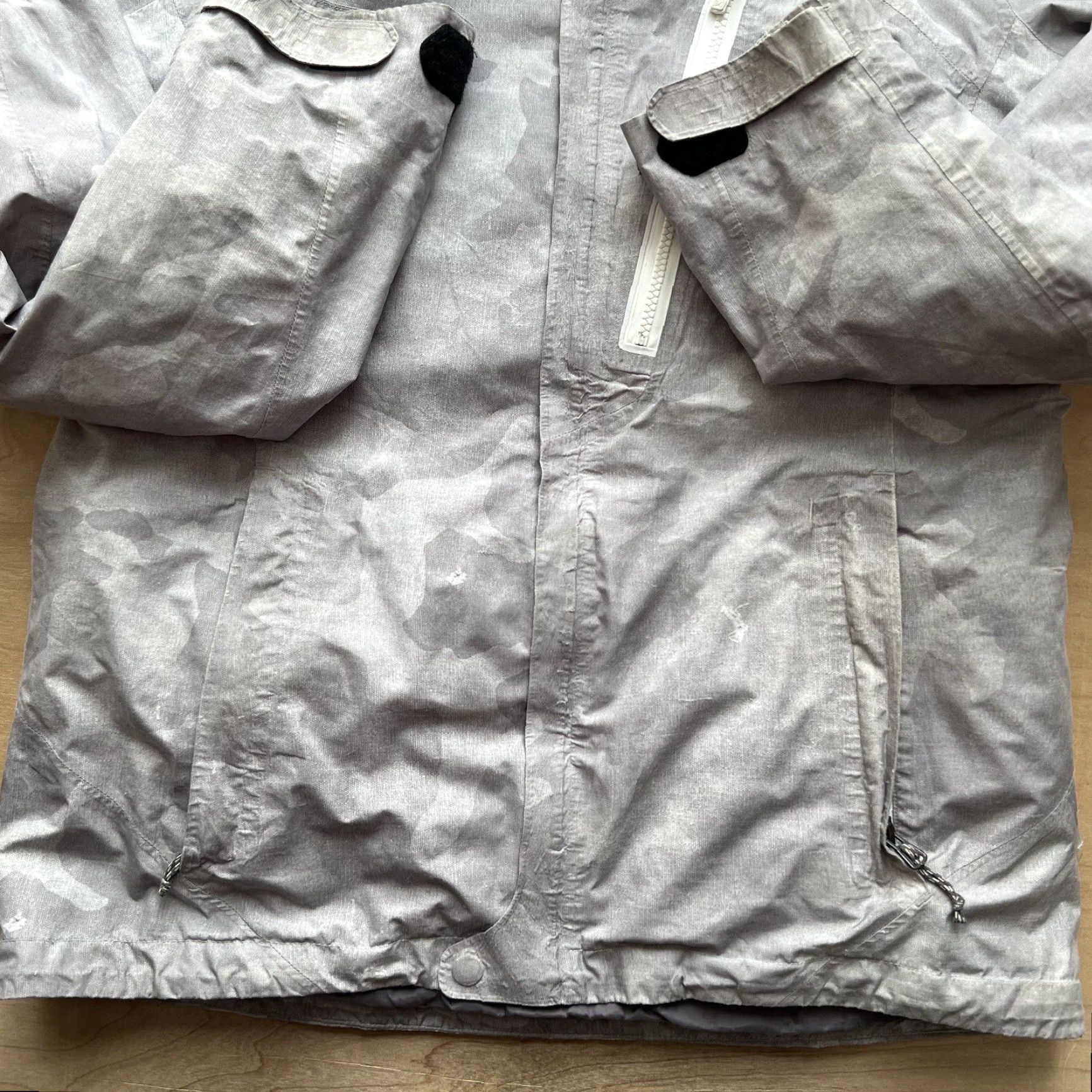 Burton Burton AK Gore Tex Jacket Women's L Gray 2L Hooded Waterproof Winter Outerwear Size L / US 10 / IT 46 - 5 Thumbnail