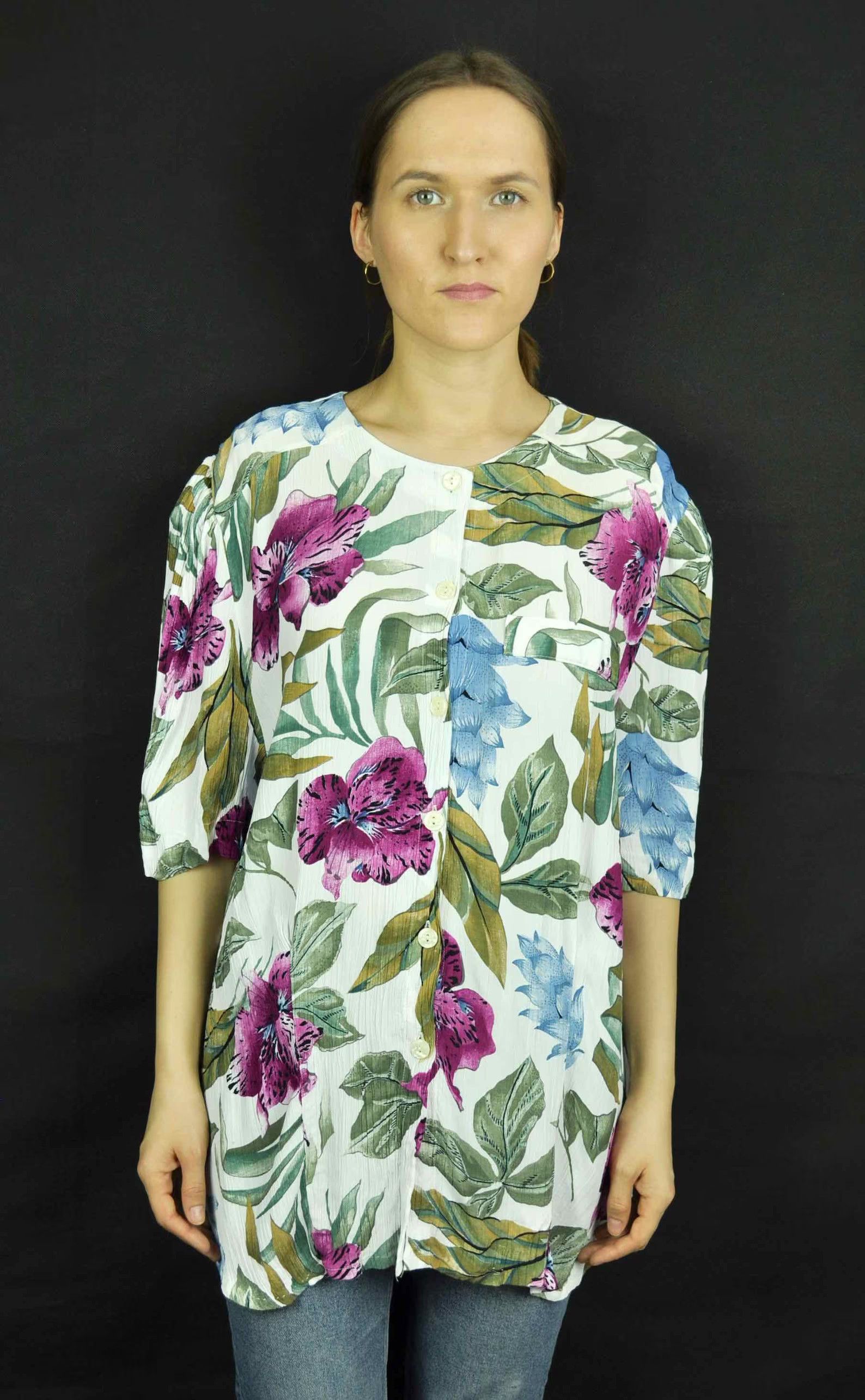 Boohoo × Vintage SUE Ellen Floral viscose silky short Sleeves Blouse Shirt Size XL / US 12-14 / IT 48-50 - 2 Thumbnail