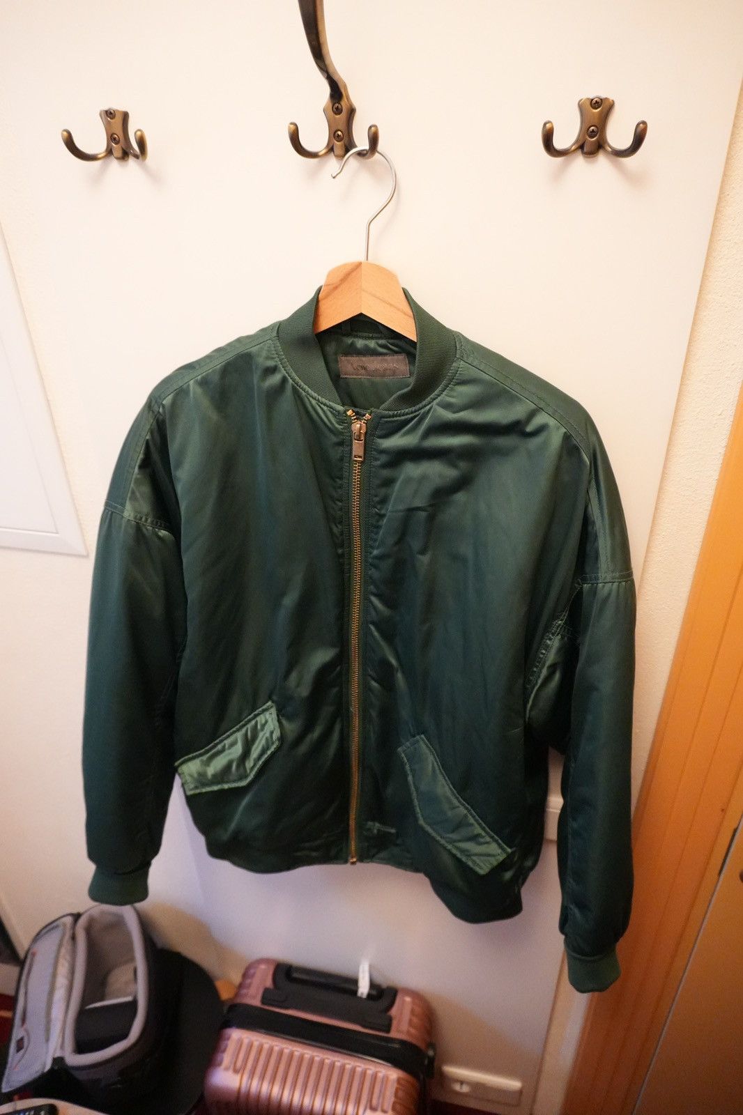 Acne Studios (offers🤝)Acne Studio Bomber (fits M great)💫 Size US M / EU 48-50 / 2 - 6 Thumbnail