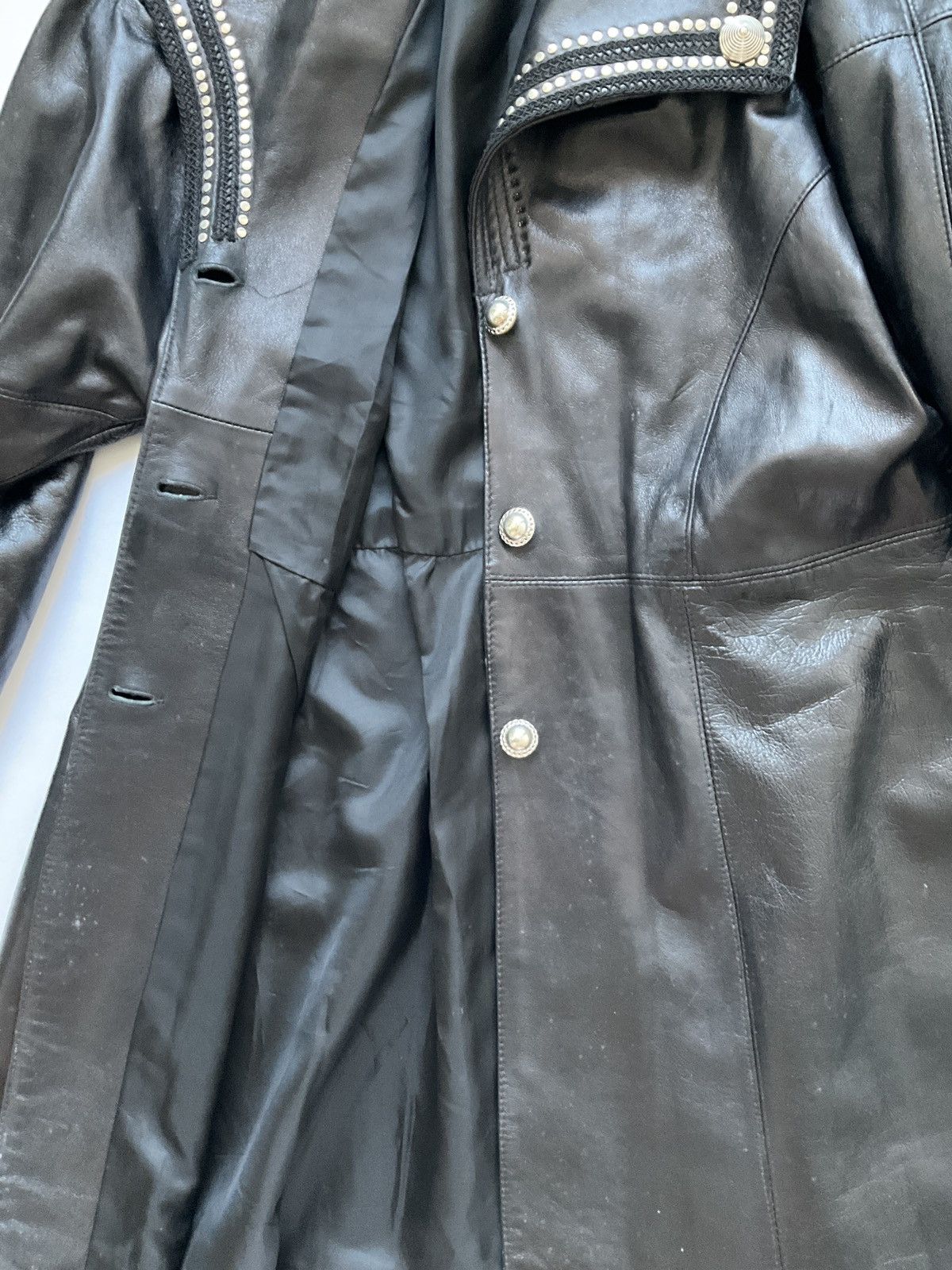 Vintage Leather coat with beautiful studded neckline Size XL / US 12-14 / IT 48-50 - 7 Thumbnail