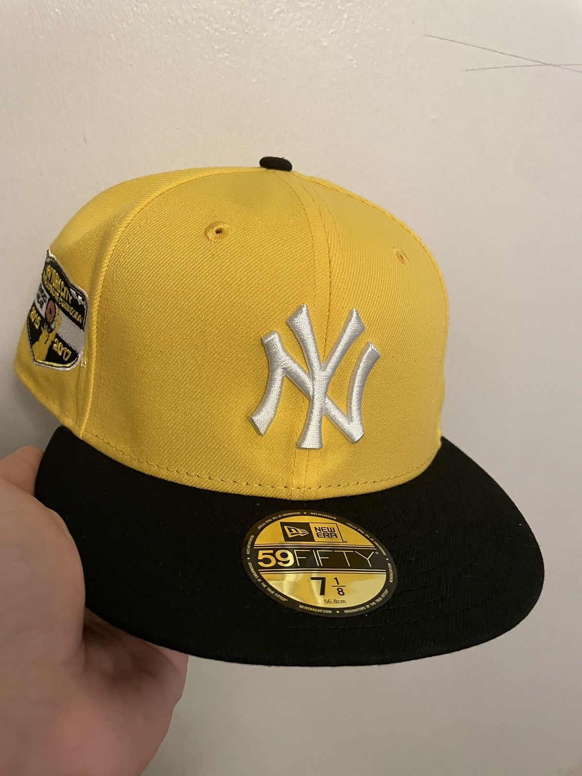 image of Hat Club Noho Exclusive New York Yankees Taxi Patch S in Yellow, Men's