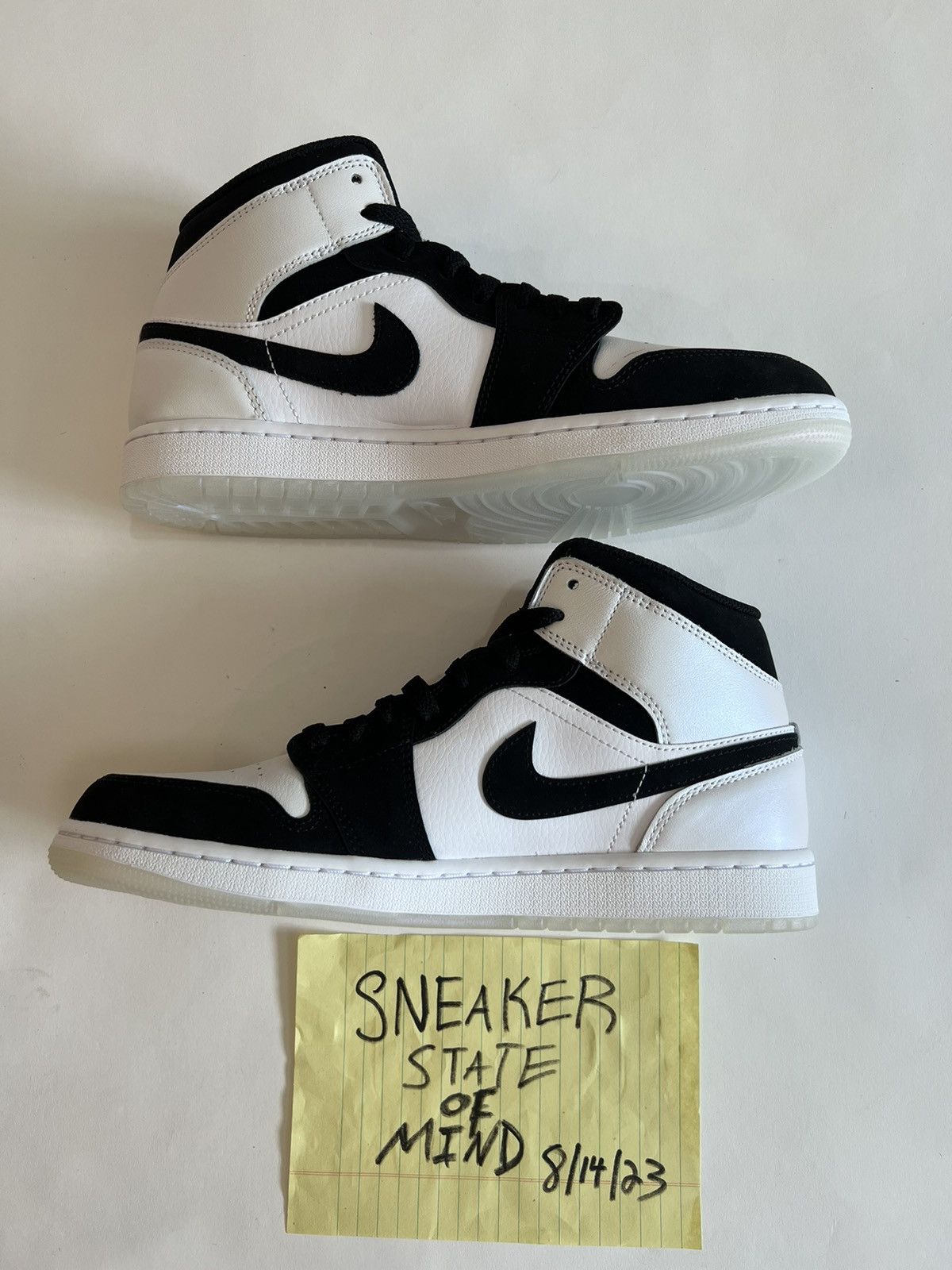 Jordan Brand × Nike BRAND NEW JORDAN 1 DIAMOND BACKS SIZE: 9.5 FAST SHIPPING Size US 9.5 / EU 42-43 - 2 Thumbnail