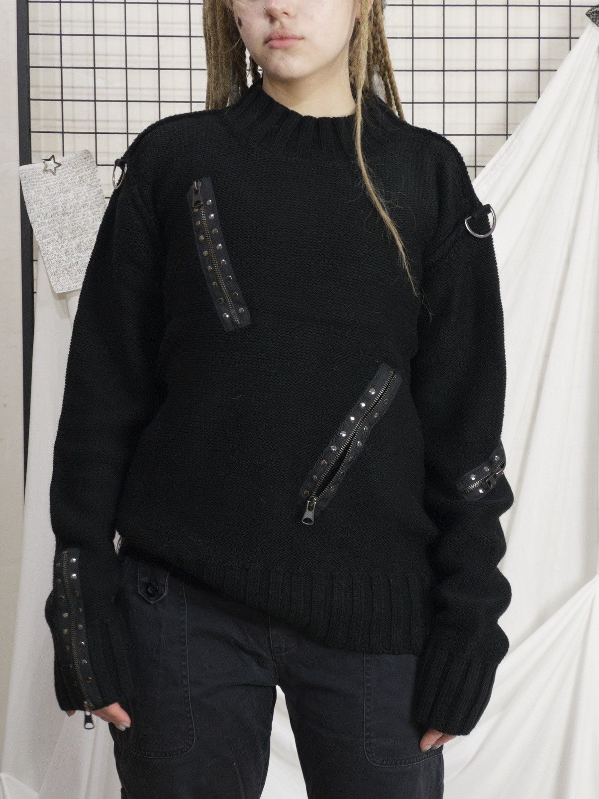 Vintage Black industrial knit sweater with zippers & D-rings Size M / US 6-8 / IT 42-44 - 4 Thumbnail