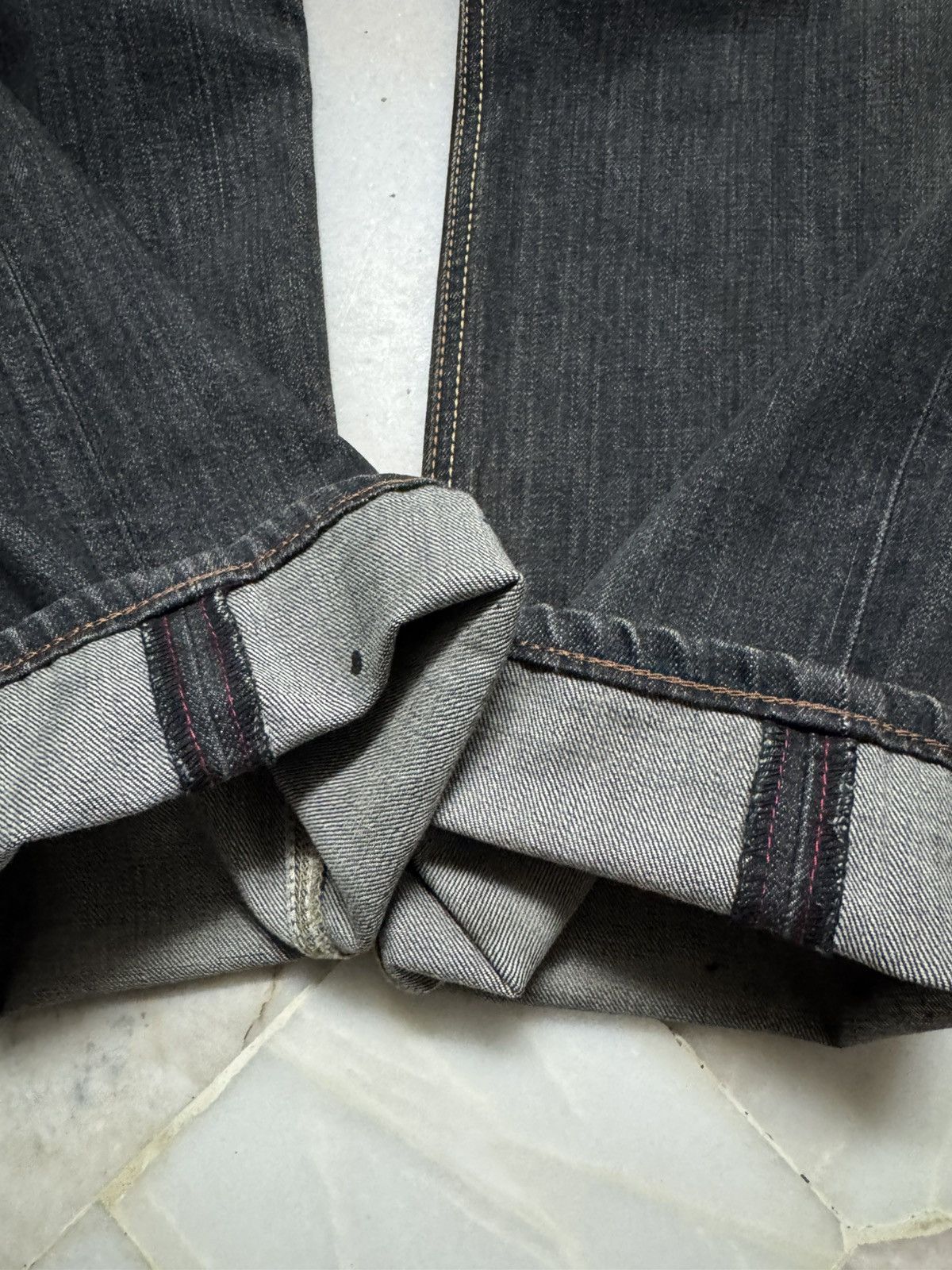 Edwin BIG SIZE💥INSANE EDWIN MADE IN JAPAN MUDWASH WHSIKER DISTRES Size US 42 / EU 58 - 22 Thumbnail
