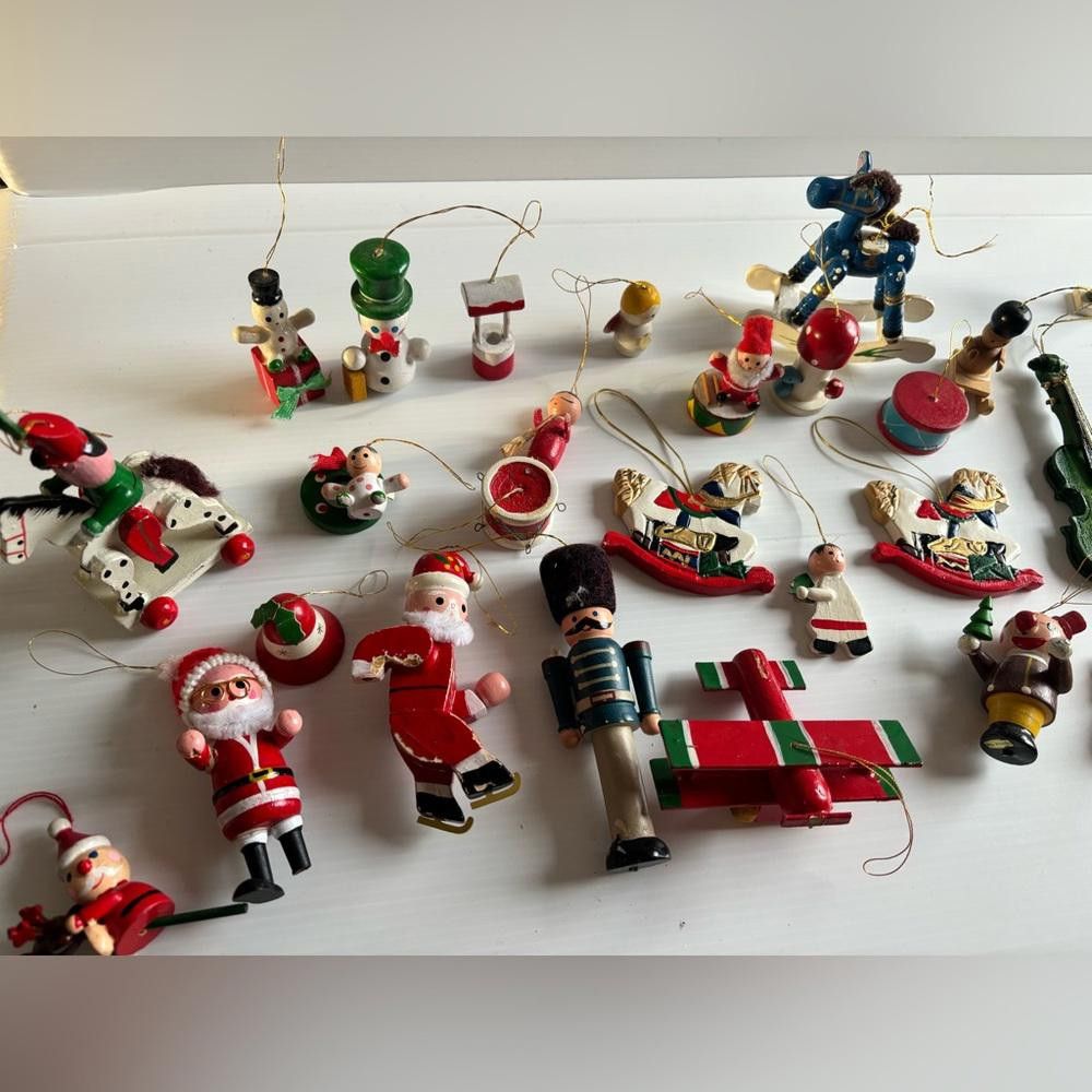 Designer Lot of 31 Vintage Wooden Ornaments Size ONE SIZE - 2 Thumbnail