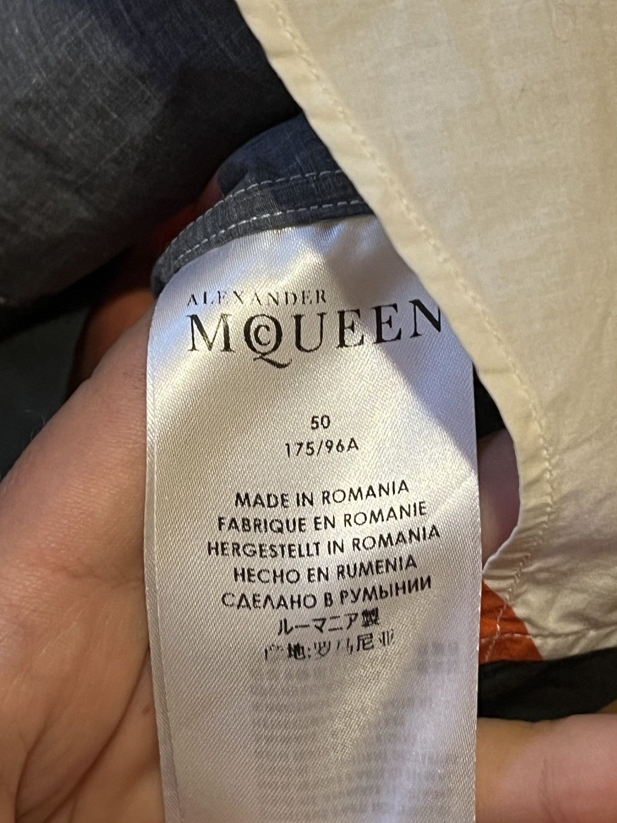 Alexander McQueen × MCQ × McQ Alexander McQueen Alexander McQueen Short-Sleeve Button-up Size US M / EU 48-50 / 2 - 4 Thumbnail