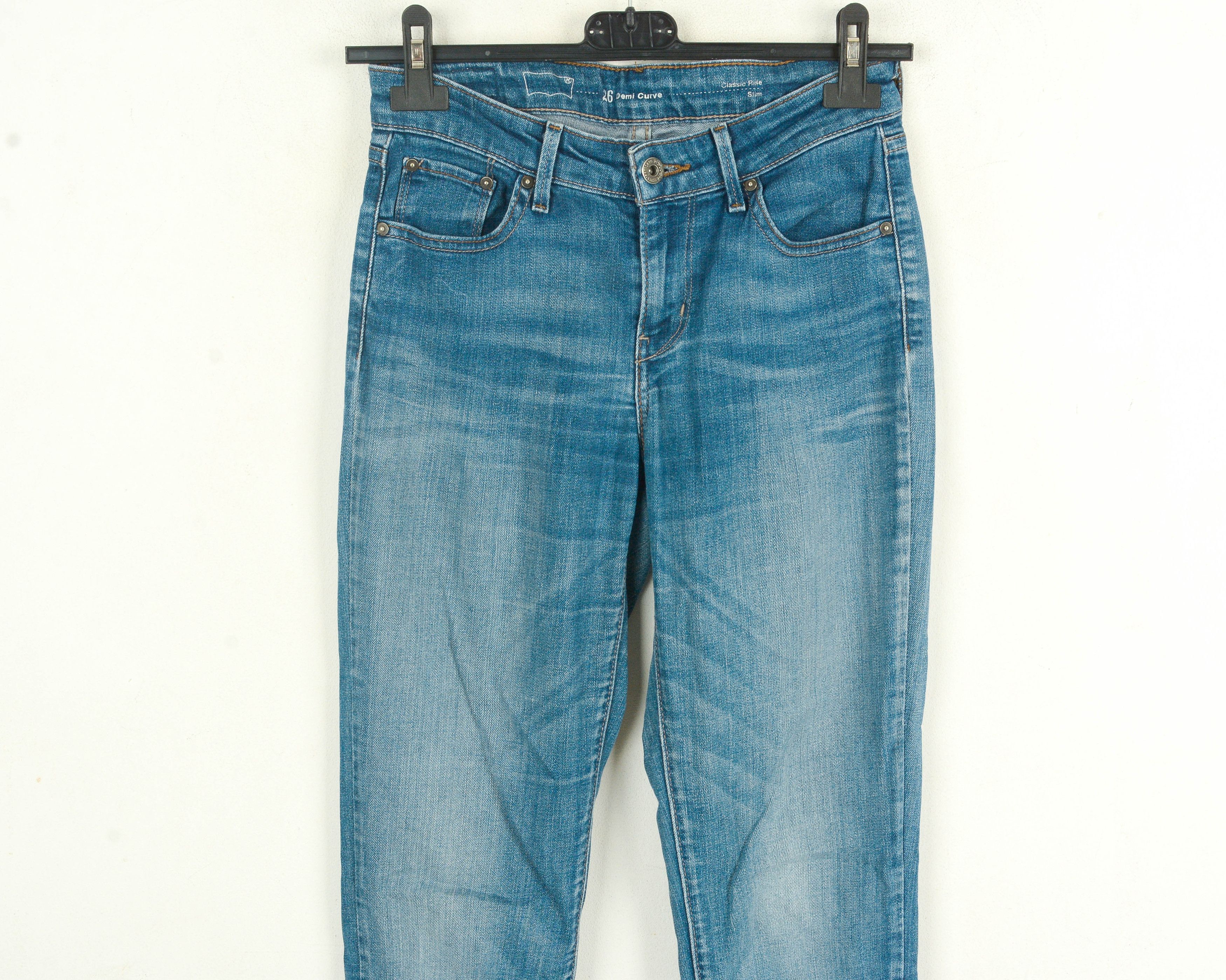 Levi's STRAUSS Demi Curve Classic Rise Slim Jeans Women's W26 L32 Size 26" / US 2 / IT 38 - 2 Thumbnail