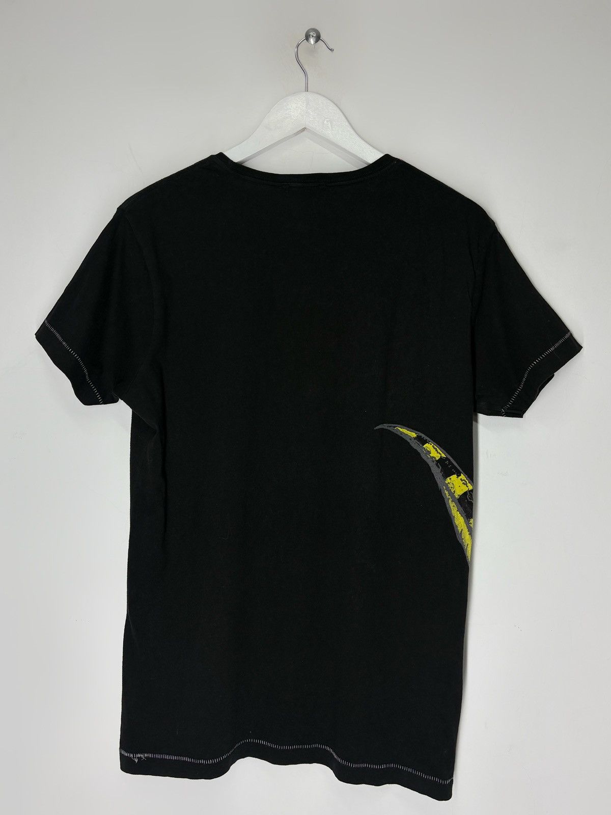 Diesel Vintage 90s Diesel Japanese Dragon Y2k T-Shirt Size US L / EU 52-54 / 3 - 2 Thumbnail