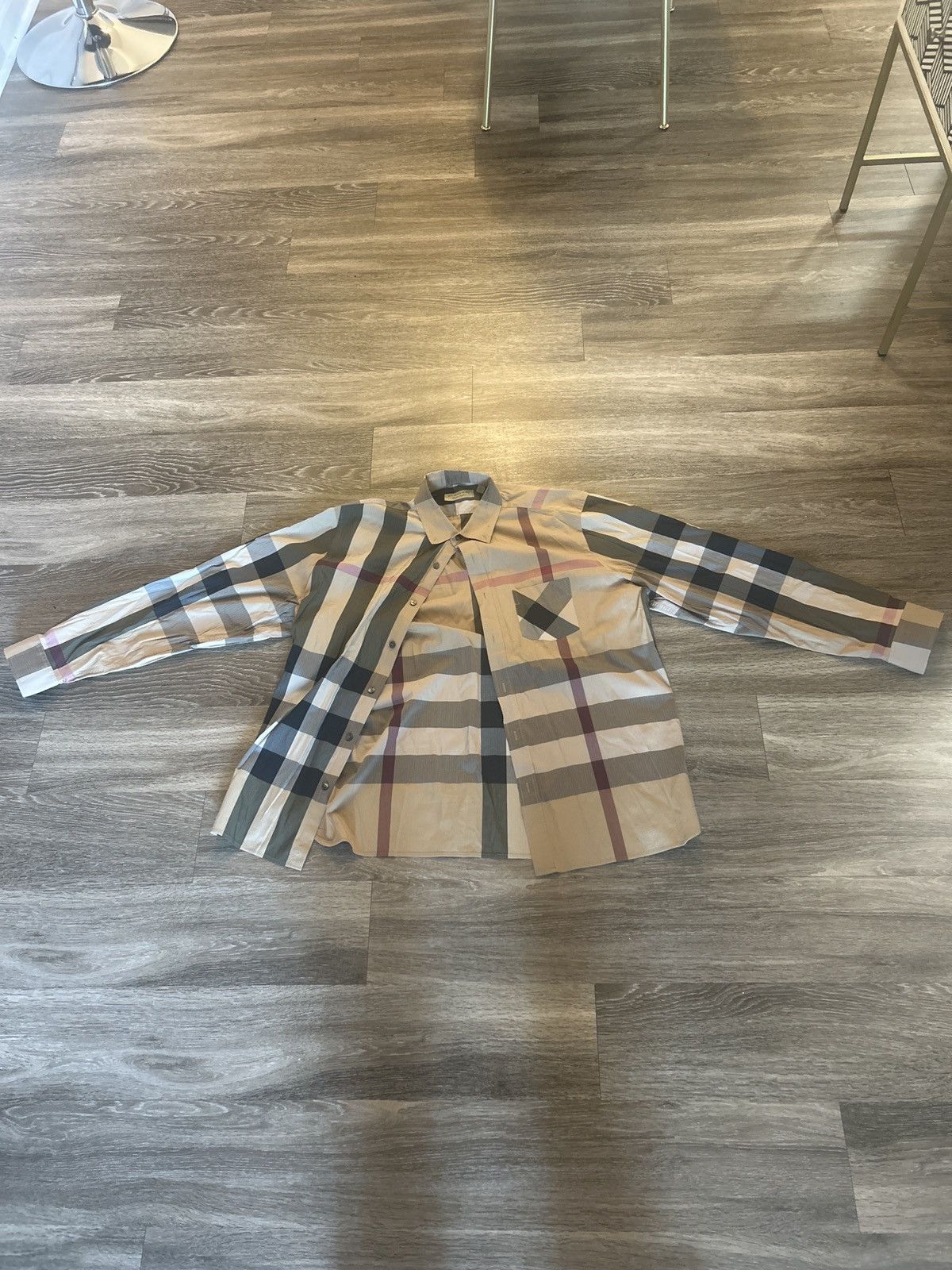 Burberry Burberry Classic Nova Check Button-Up Shirt – XL (TTG) Size US XXL / EU 58 / 5 - 1 Thumbnail