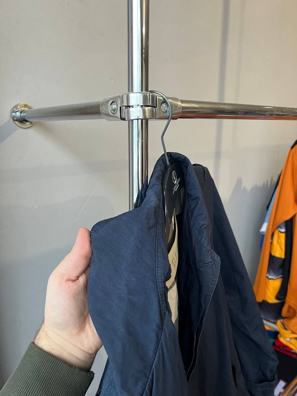 Burberry BURBERRY BRIT SOLID WMN NAVY BUTTON TRENCH COAT JACKET XL Size XL / US 12-14 / IT 48-50 - 17 Thumbnail