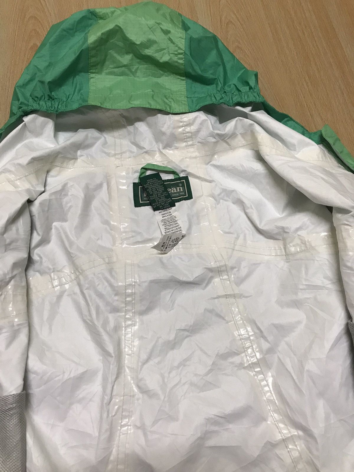 L.L. Bean Vintage LL Bean Waterproof Light Jacket Size US L / EU 52-54 / 3 - 5 Thumbnail