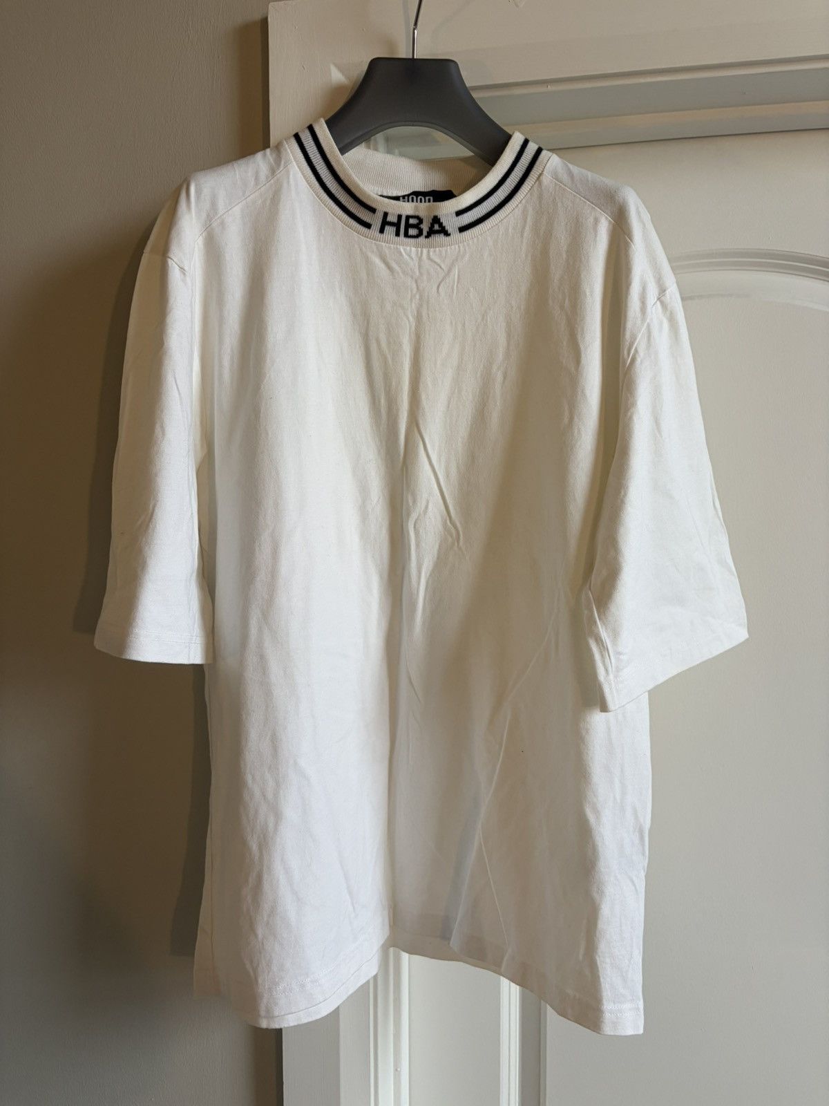 Hood By Air embroidered neck logo Size US XL / EU 56 / 4 - 1 Thumbnail