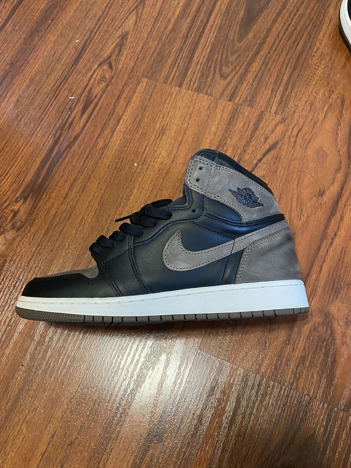 Other Jordan 1 Palomino Size US 7 / EU 40 - 5 Thumbnail