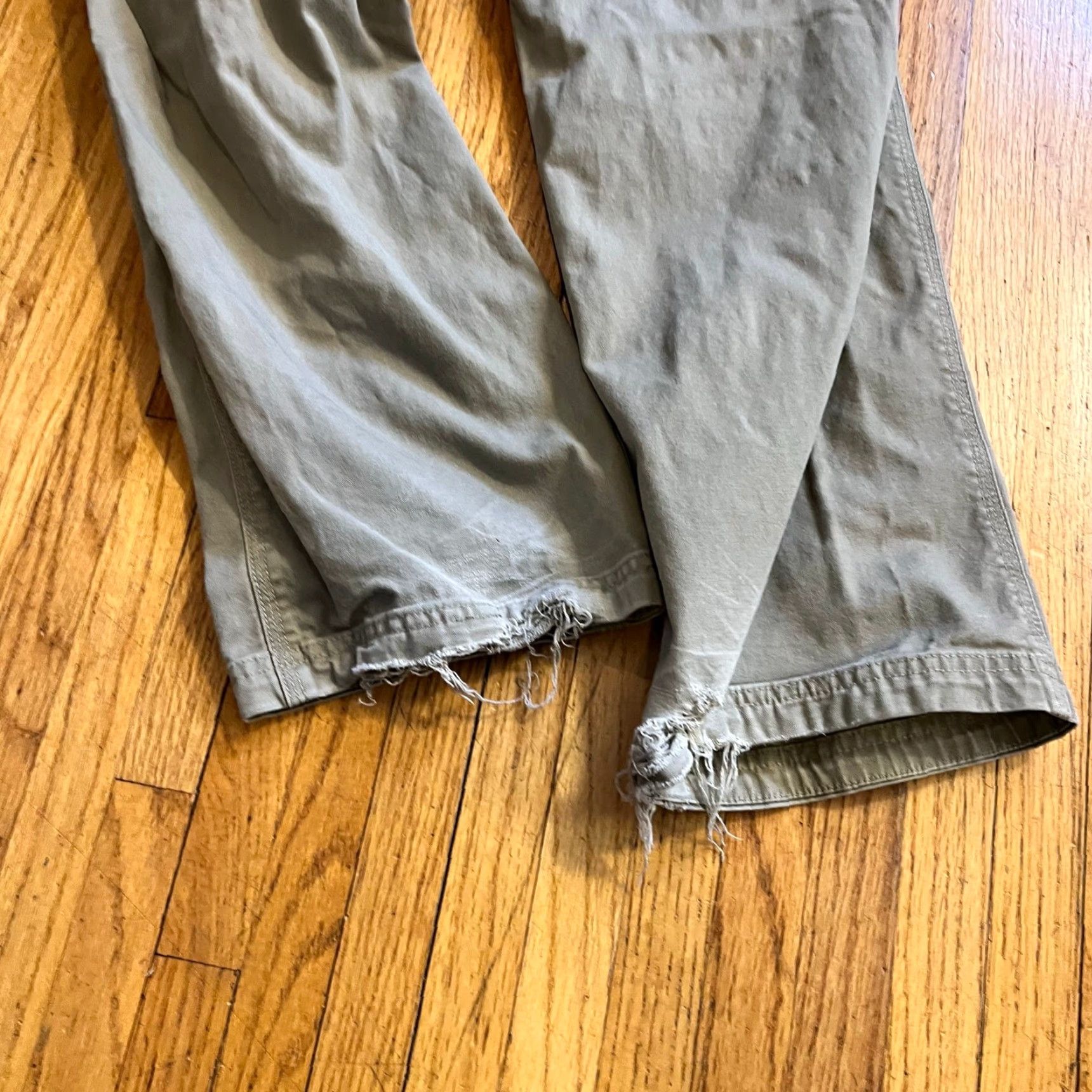 Duluth Trading Company Duluth Trading Chino Pants Mens 36 Regular Beige Tan Relaxed Fit Fire Hose Flex Inseam 33 Size US 36 / EU 52 - 6 Thumbnail