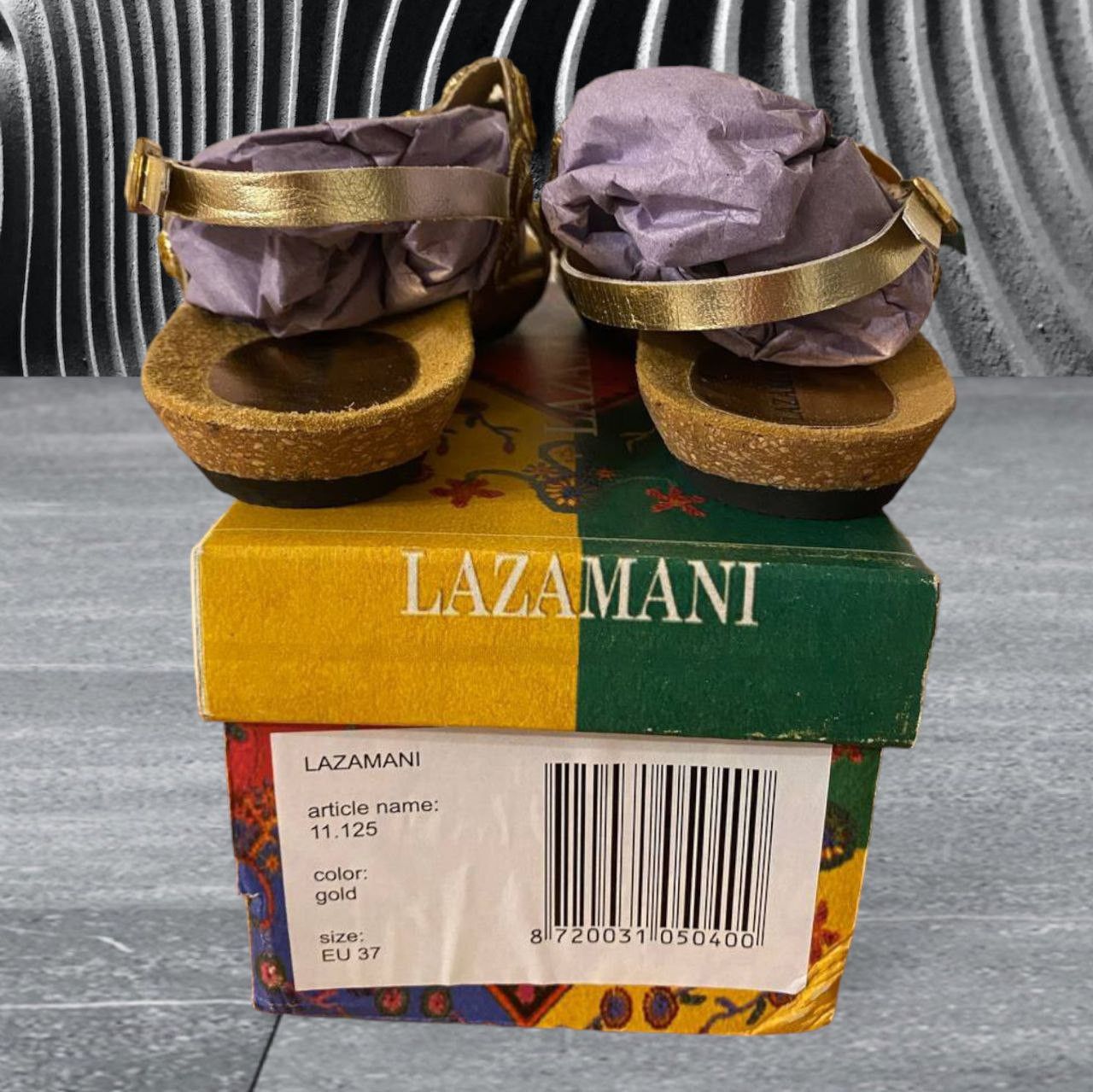Vintage Elegant Gold Sandals by Lazamani - Size 37 - Special Offer! Size US 6 / IT 36 - 3 Thumbnail