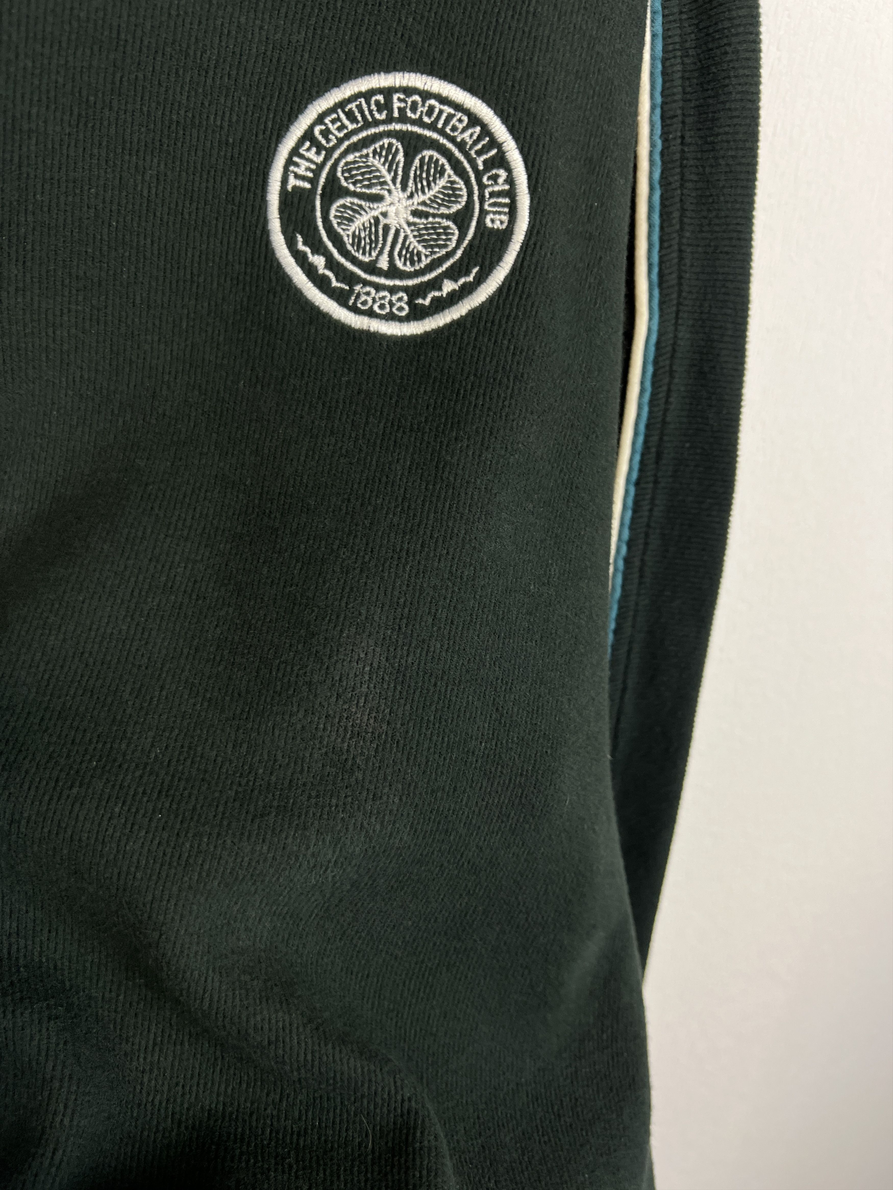 Umbro Vintage Celtic Football Sweatshirt Soccer Jacket Crewneck Size US M / EU 48-50 / 2 - 9 Thumbnail