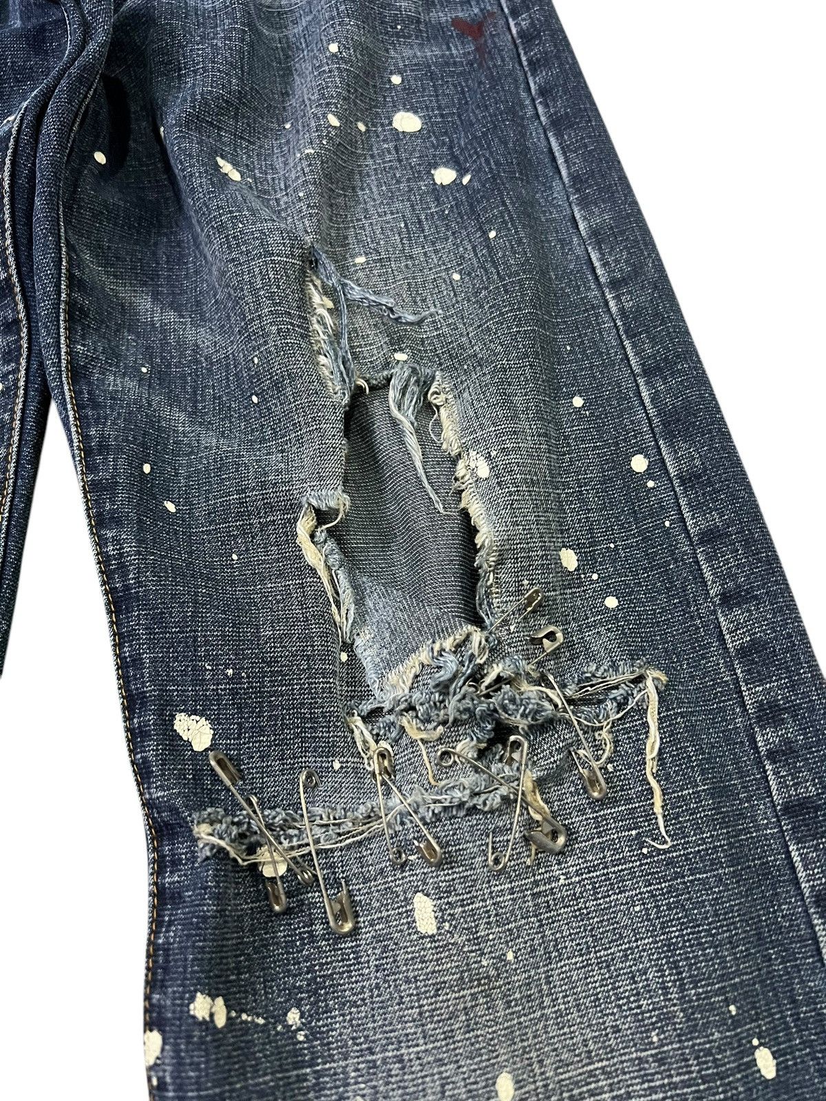 If Six Was Nine × Le Grande Bleu (L.G.B.) × Oshkosh Vintage 90’s Oshkosh Distress Painter Punk Jeans Size US 30 / EU 46 - 6 Thumbnail