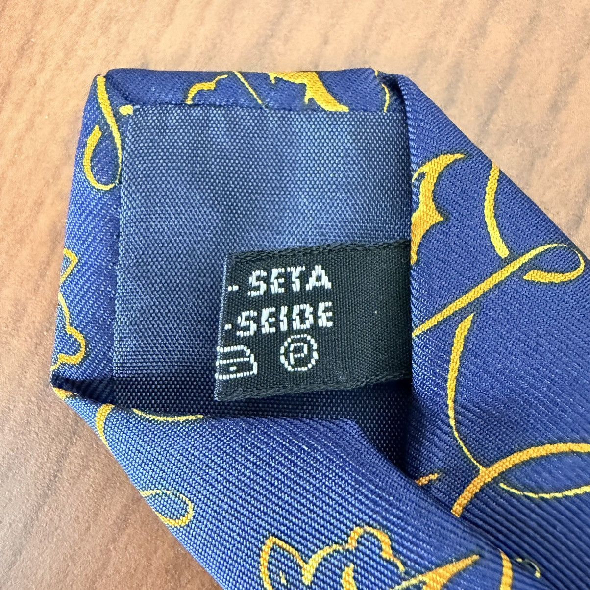 Salvatore Ferragamo Salvatore Ferragamo Rabbit Motif Silk Tie Blue Yellow Italy Size ONE SIZE - 14 Thumbnail
