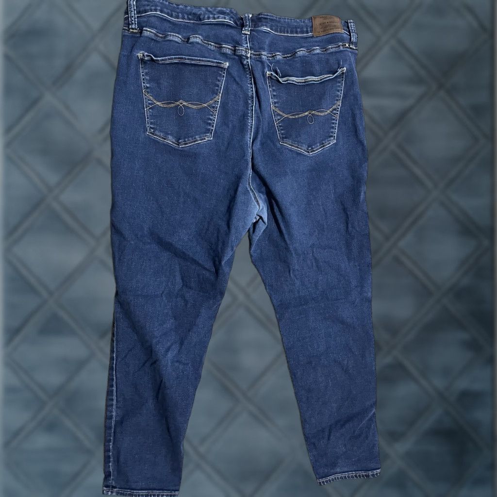 Lucky Brand Lucky Brand Jeans 5-Pocket Design Denim High Rise Curvy Plus Size 24W Blues Dark Emma Stretch Legging Jegging Women's Jeans Size 42" / US 20 - 1 Thumbnail