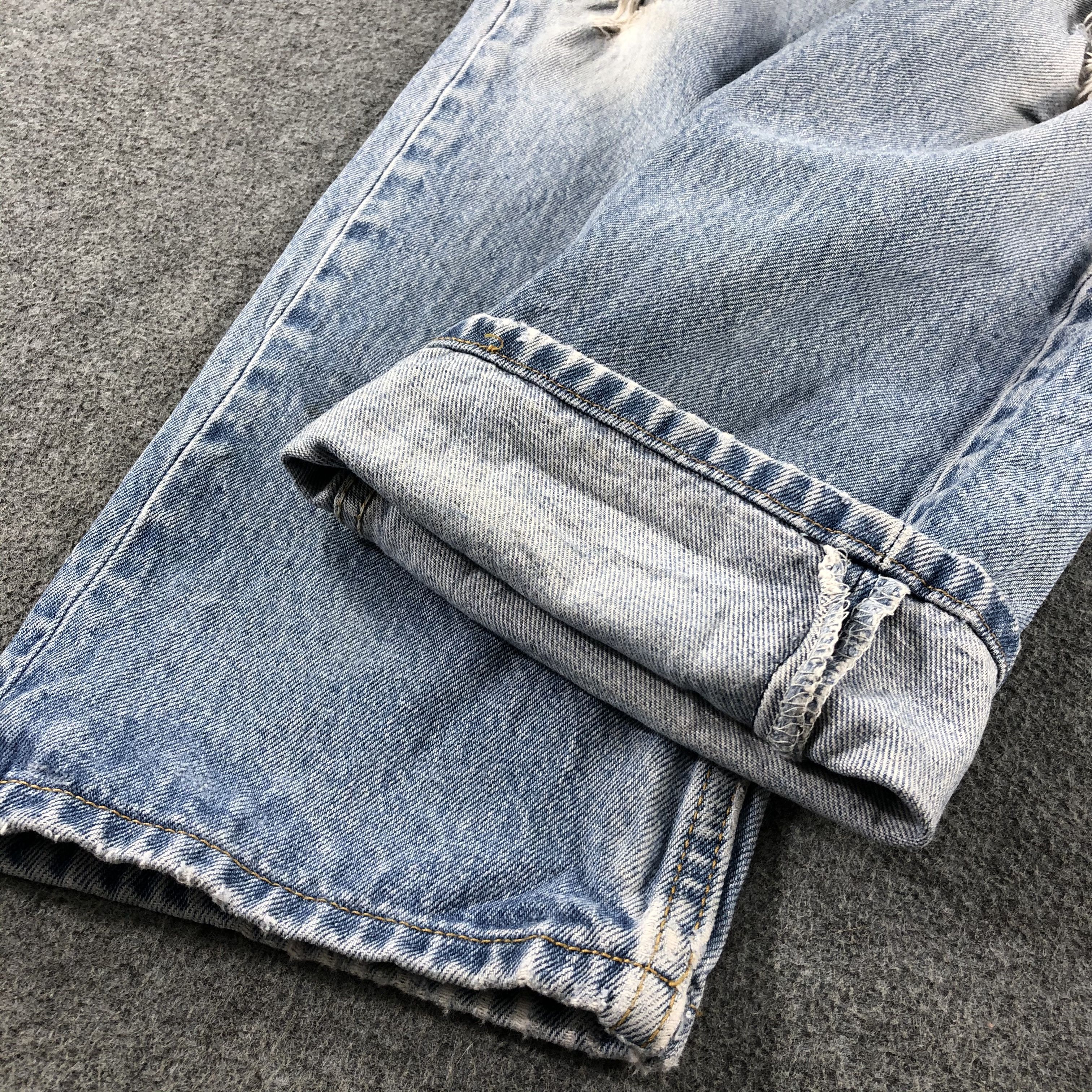 Levi's 90s Vintage Blue Wash Levis 501 Jeans-J2570 Size US 31 - 7 Thumbnail