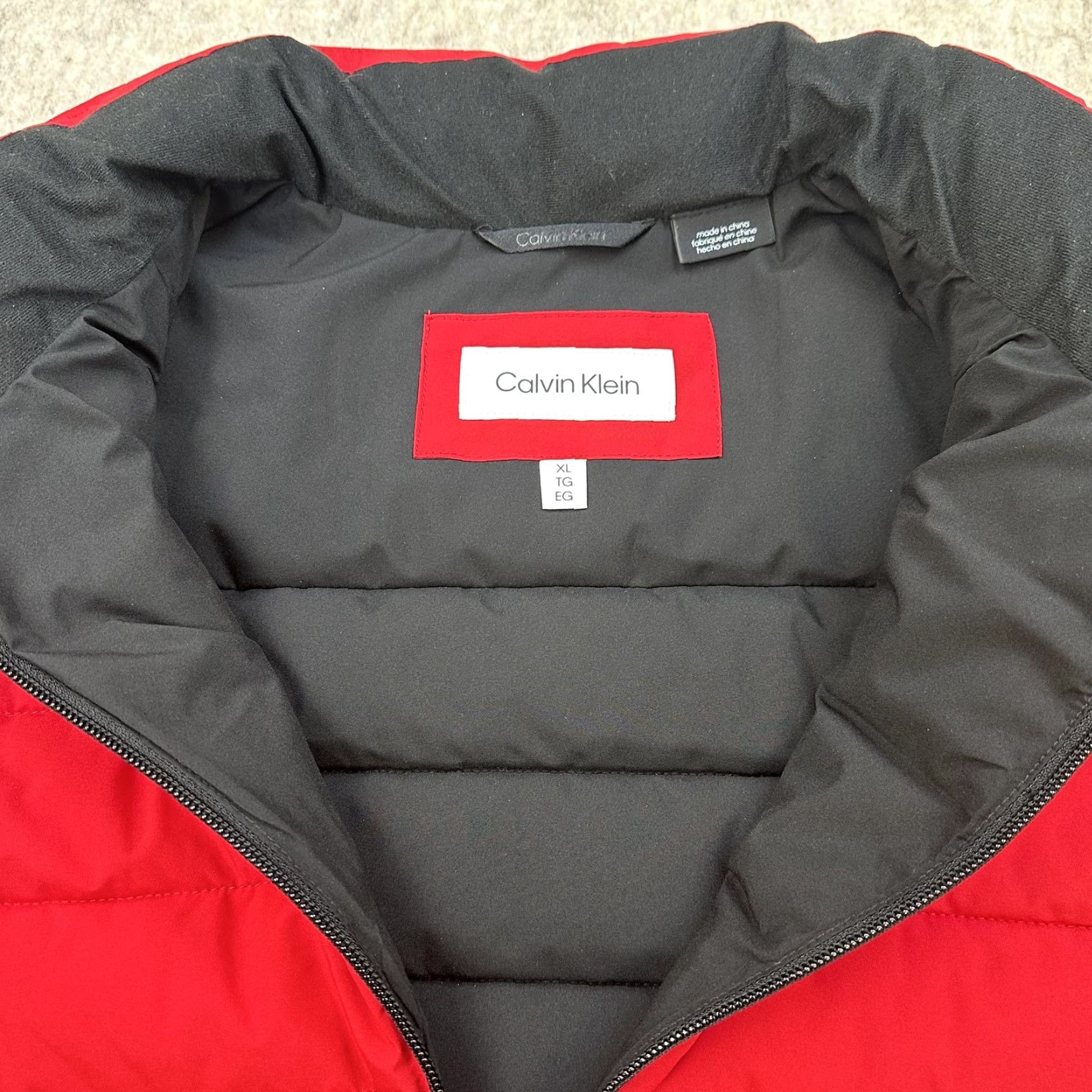Calvin Klein Calvin Klein Vest Mens XL Red Puffer Quilted Full Zip Water Resistant Zip Pockets Logo Zipper Casual Travel Wind-Resistant CM355480 Size US XL / EU 56 / 4 - 7 Thumbnail