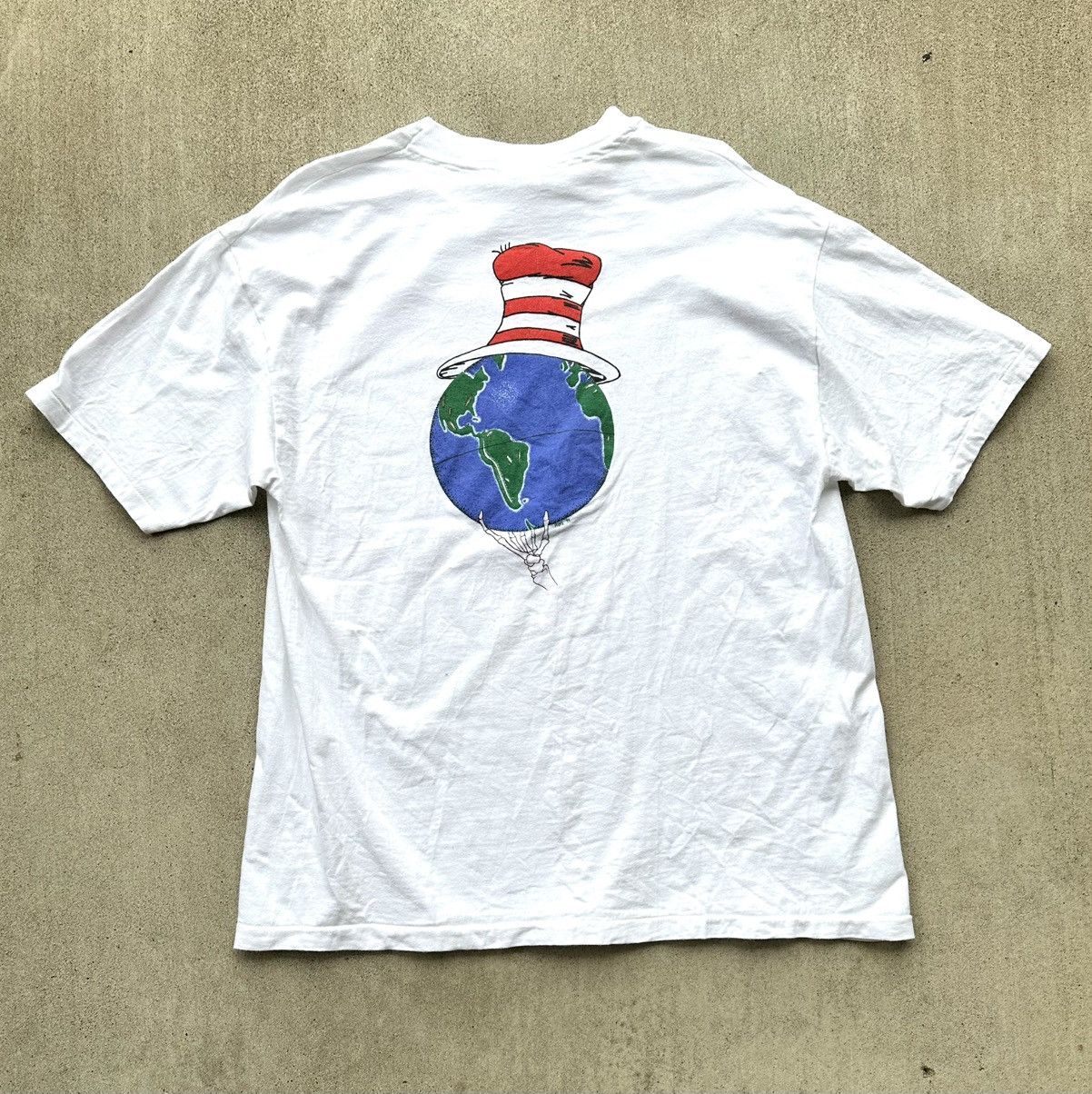 Band Tees × Grateful Dead × Vintage Vintage Grateful Dead Tee Shirt 94 Dr Seuss Cat In the Hat Size US L / EU 52-54 / 3 - 2 Thumbnail