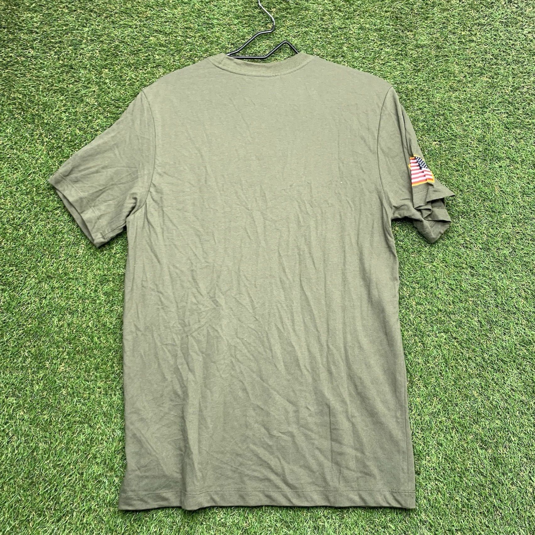 Nike Nike Shirt Mens OSU Dri-Fit Salute to Service Ohio State Buckeyes Green Crew Neck Short Sleeve M Size US M / EU 48-50 / 2 - 2 Thumbnail