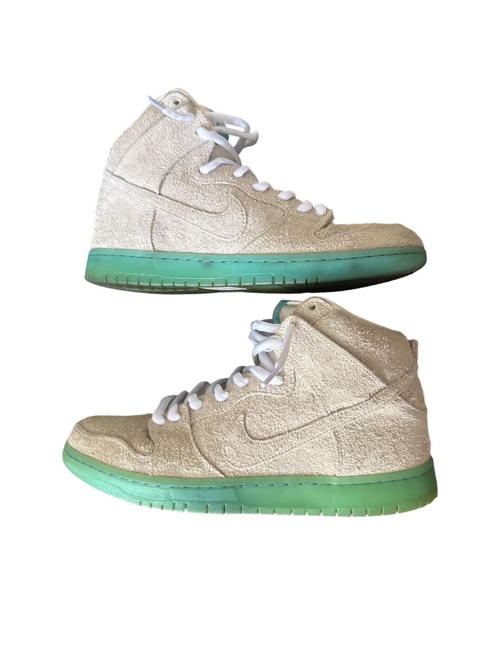 Nike Nike SB Dunk High “Chairman Bao” Size US 10.5 / EU 43-44 - 1 Thumbnail