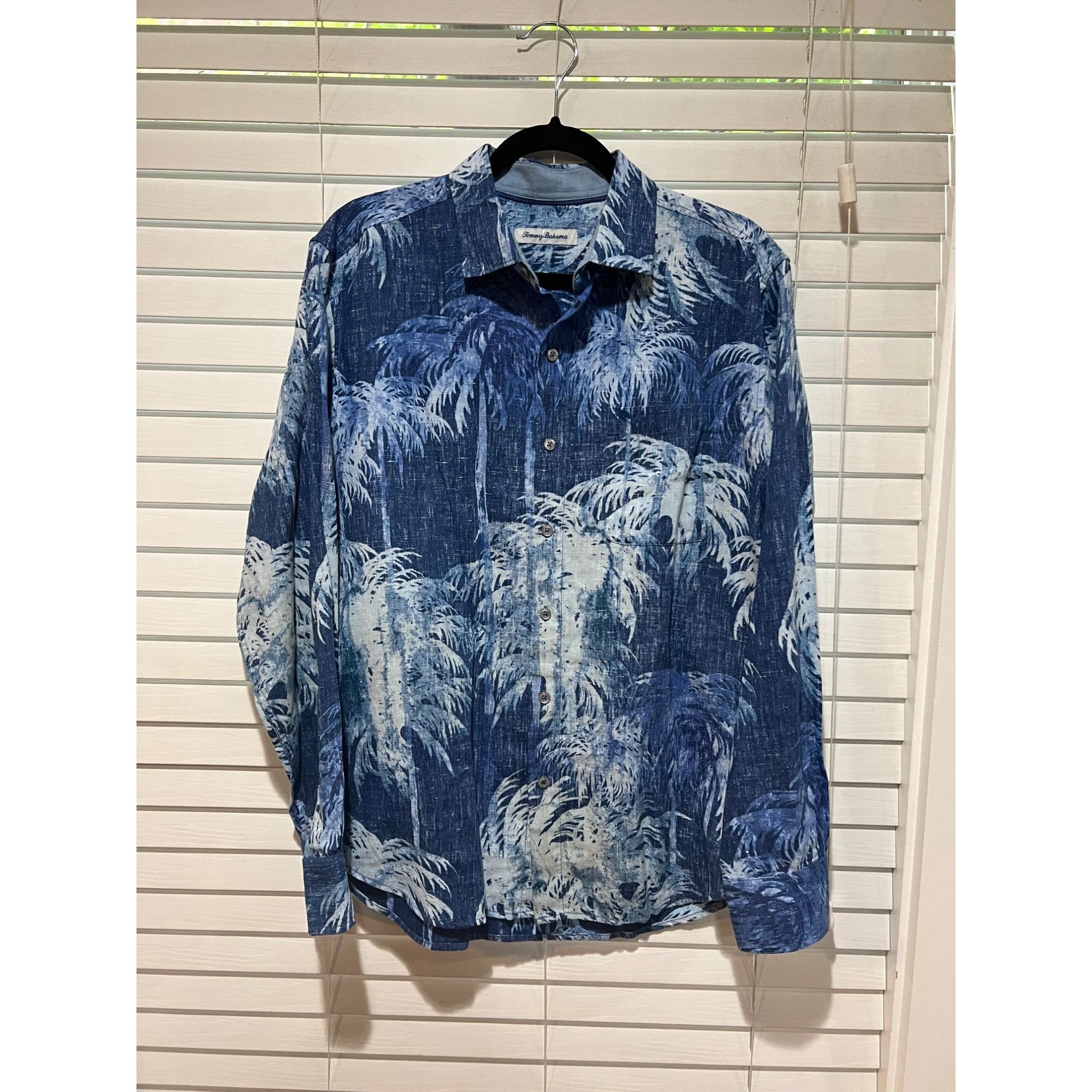 Tommy Bahama Tommy Bahama Linen Blend Button Up Shirt - Size M Size US M / EU 48-50 / 2 - 1 Thumbnail