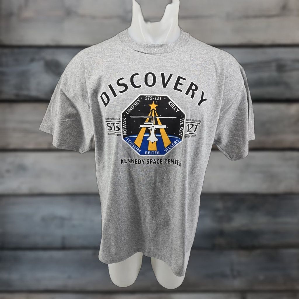 Delta VINTAGE Delta Kennedy Space Center Print Graphic Gray T Shirt XL Men Crew Neck Short Sleeve Size US XL / EU 56 / 4 - 1 Thumbnail