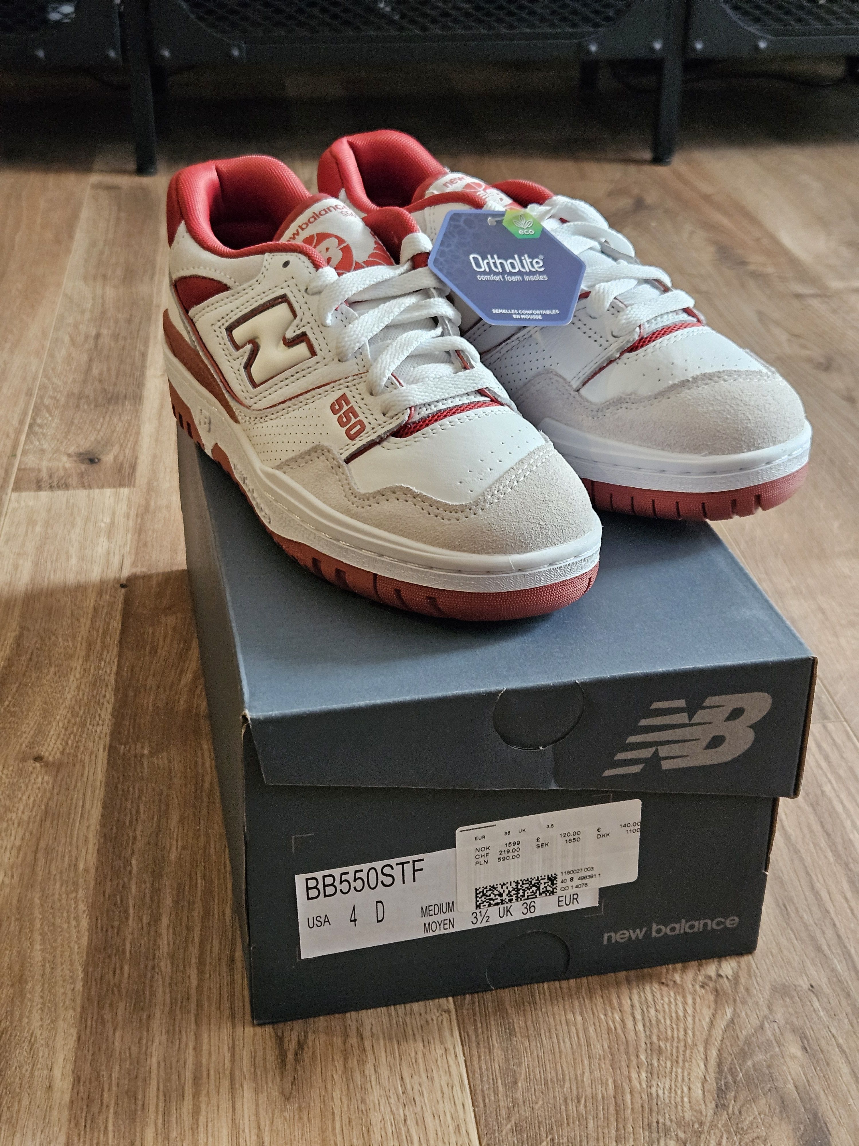 New Balance New Balance 550 36 Size US 4 / IT 34 - 2 Thumbnail