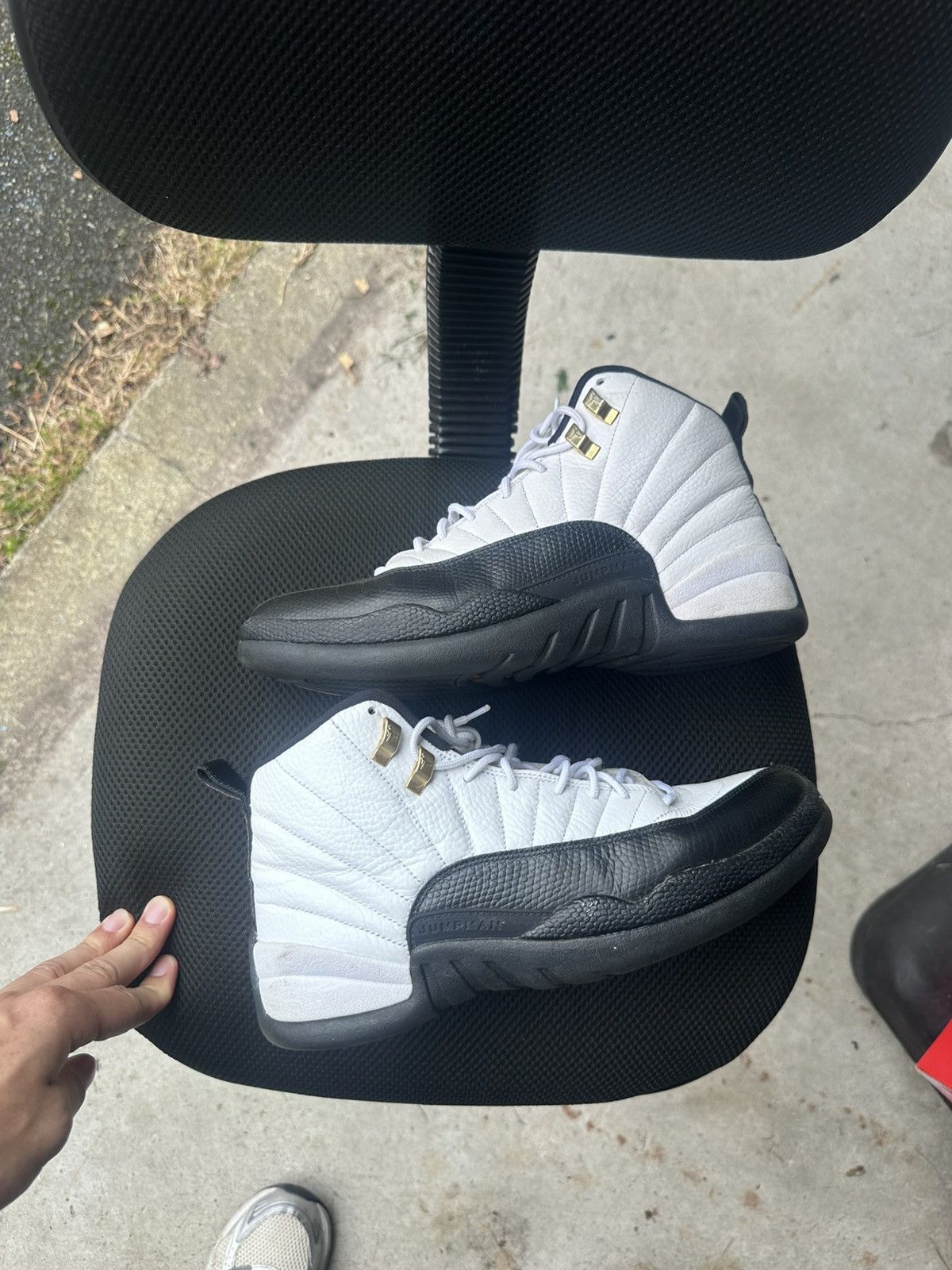 Jordan Brand Retro Jordan 12 taxi Size US 10 / EU 43 - 4 Thumbnail