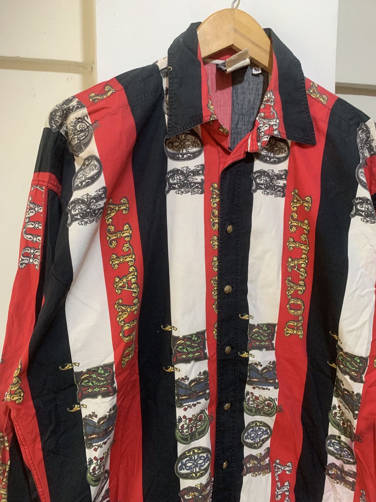 Versace VINTAGE GIANNI VERSACE AOP SHIRT Size US M / EU 48-50 / 2 - 7 Thumbnail