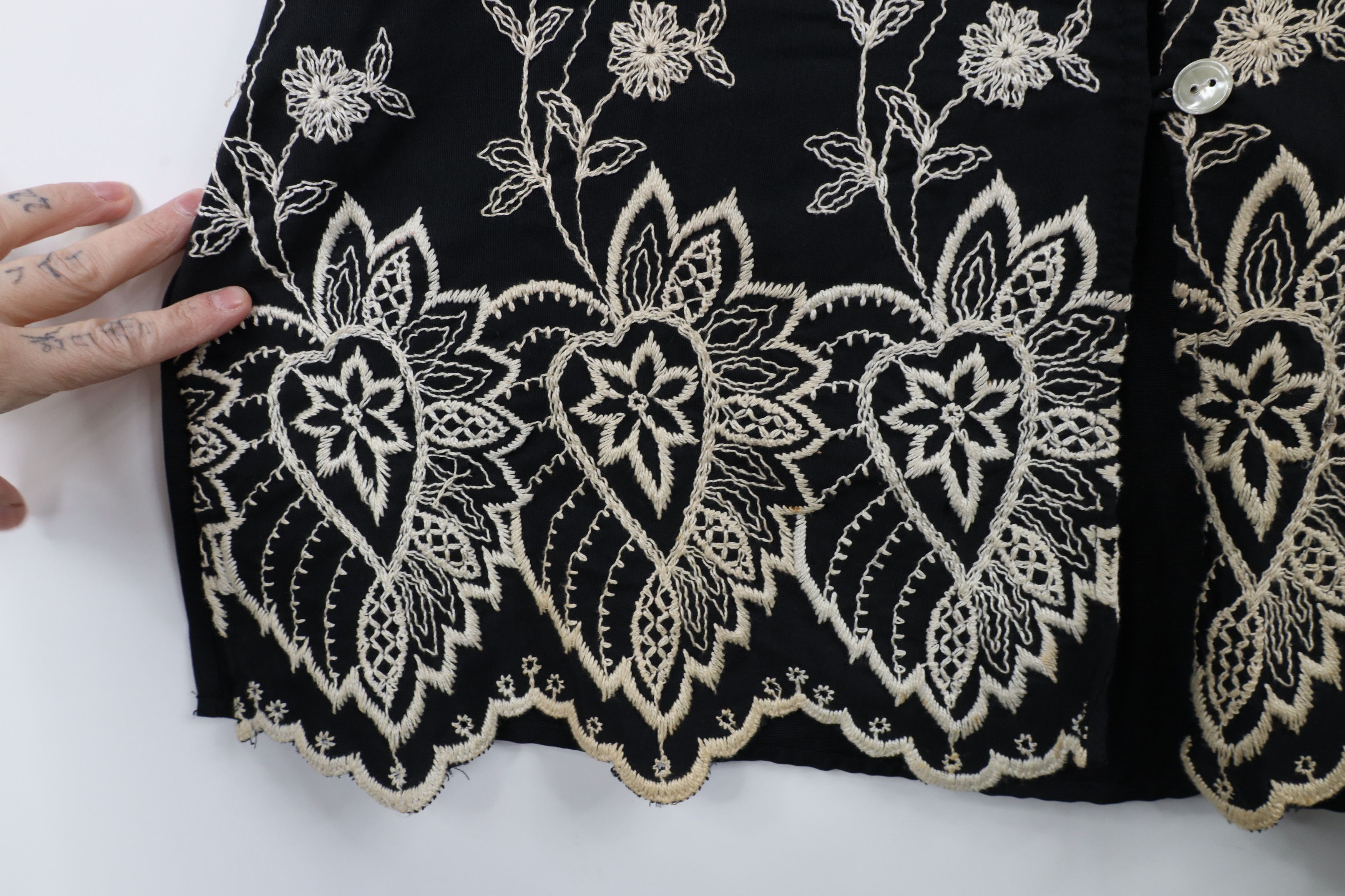 Vintage Vintage 90s Streetwear Flower Button Vest Jacket Black Size XS / US 0-2 / IT 36-38 - 6 Thumbnail