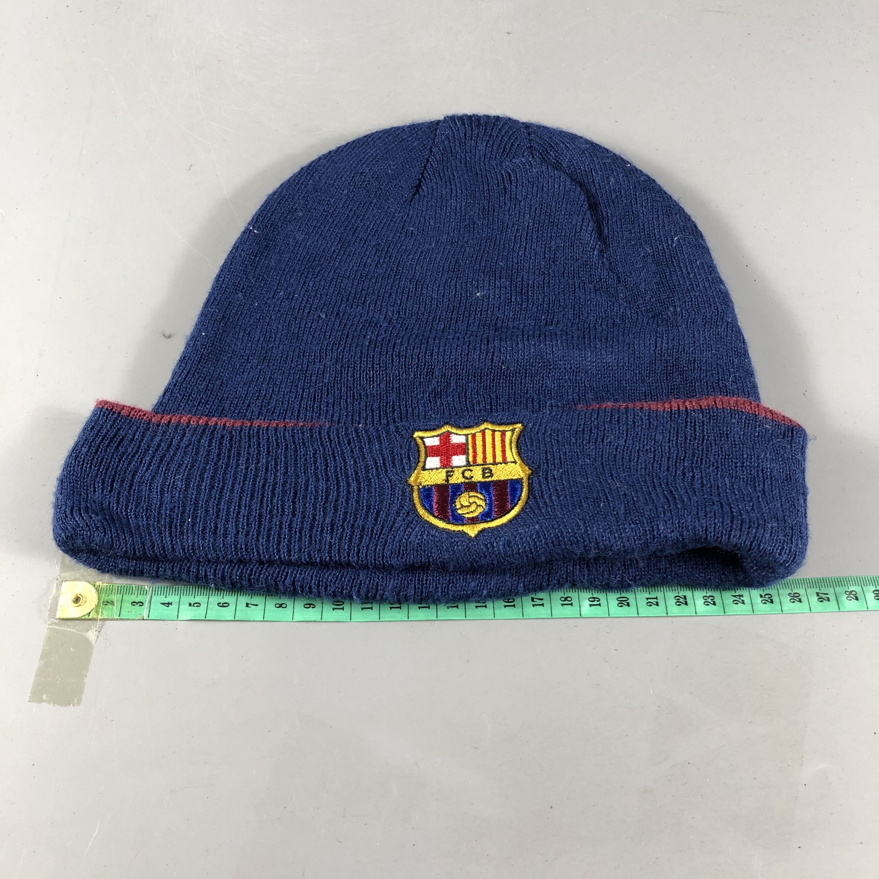 Vintage FC Barcelona Beanie Snowcap Snow Hat B624 Size ONE SIZE - 3 Thumbnail