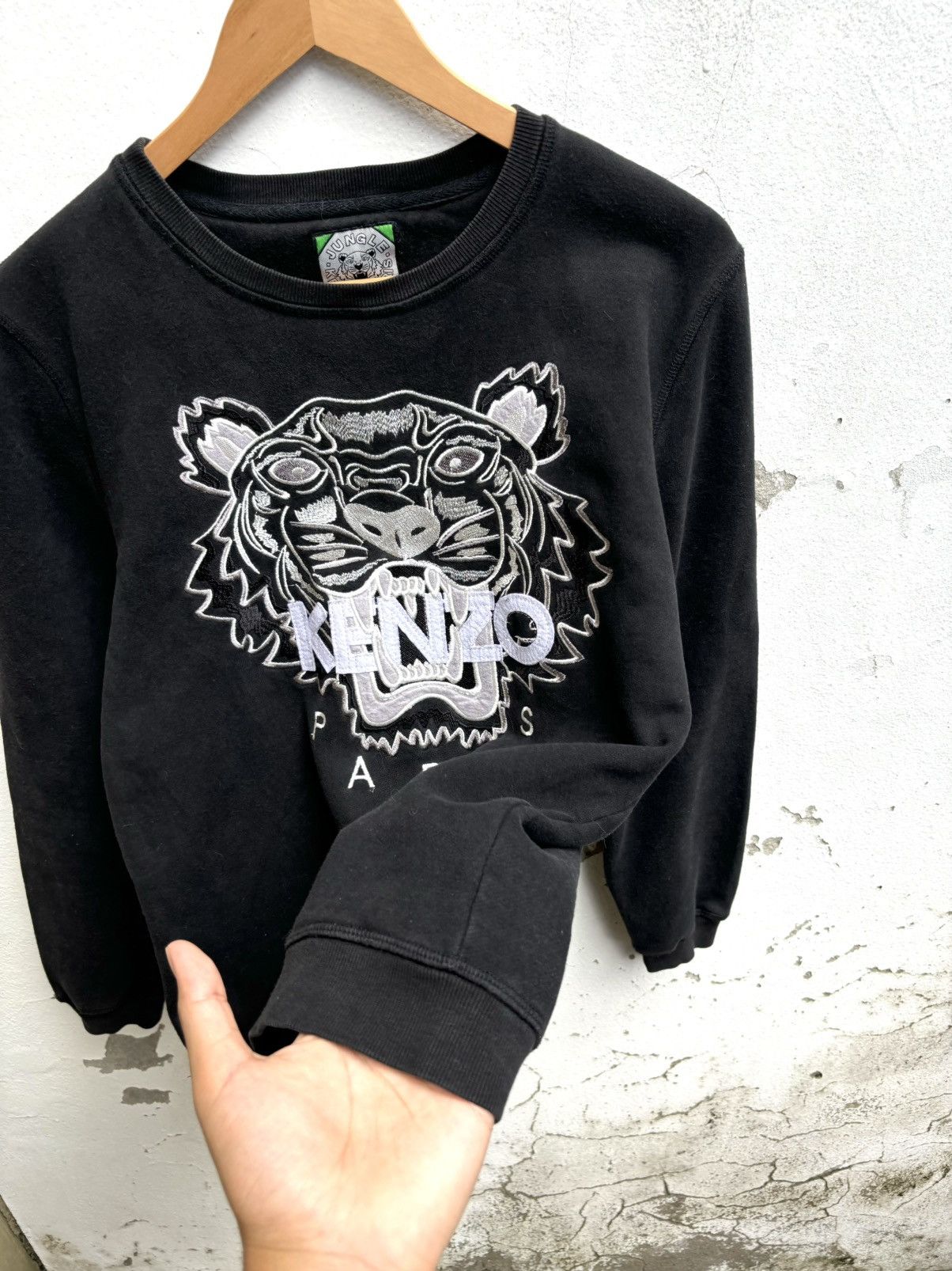 Kenzo Faded KENZO PARIS Sweatshirt Cropped Size US S / EU 44-46 / 1 - 4 Thumbnail
