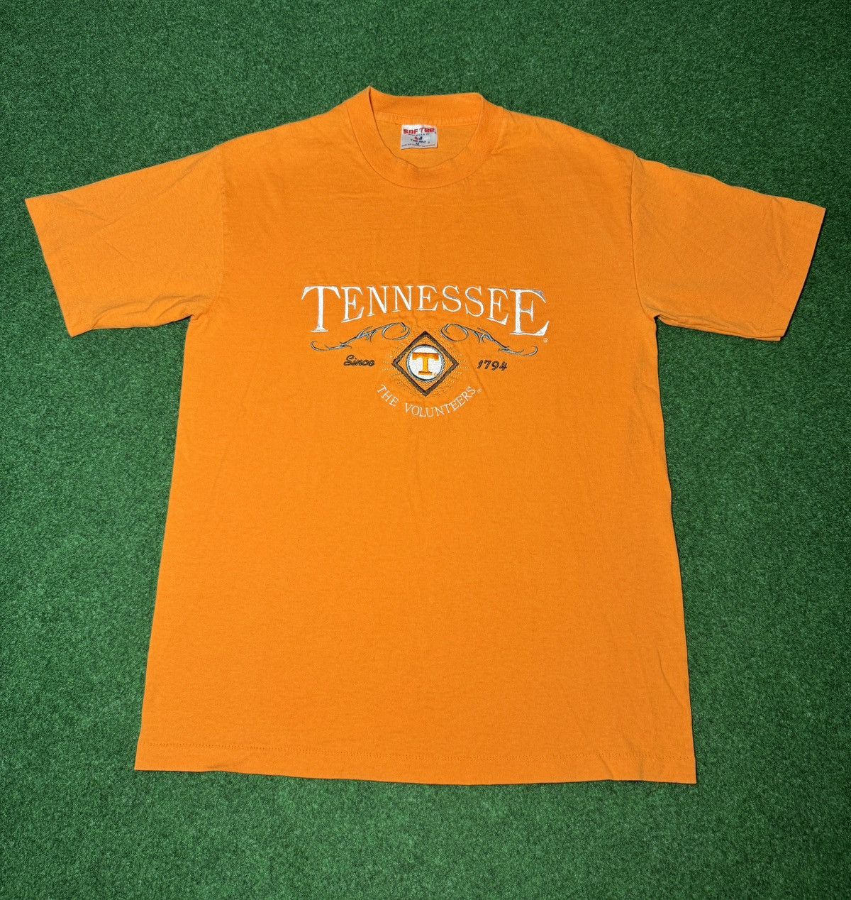 Vintage Vintage 90s Tennessee Volunteers Orange Collegiate T Shirt Size US M / EU 48-50 / 2 - 1 Thumbnail