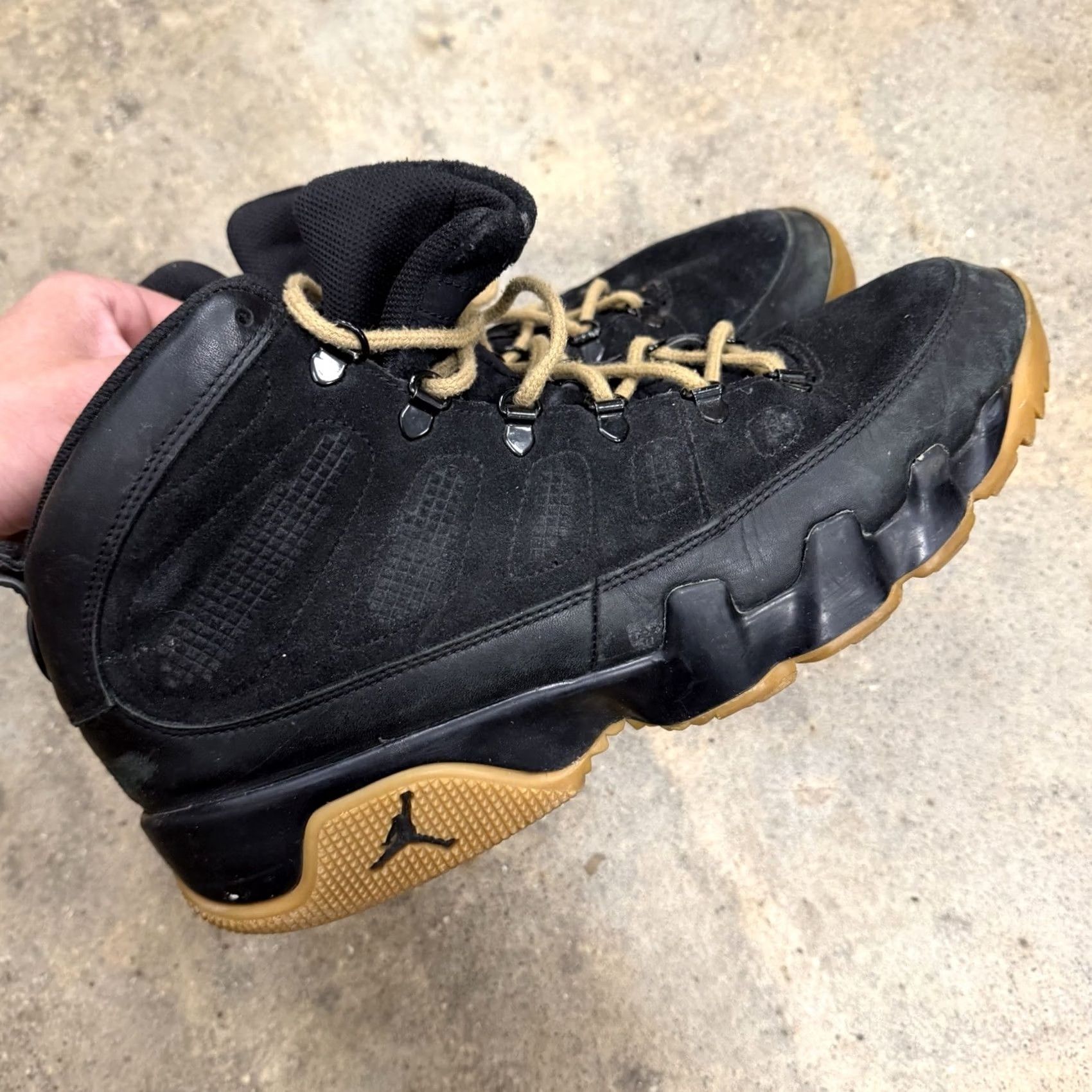 Jordan Brand Jordan 9 Retro Boot NRG Black Light Gum Mens Size 13 Size US 13 / EU 46 - 5 Thumbnail