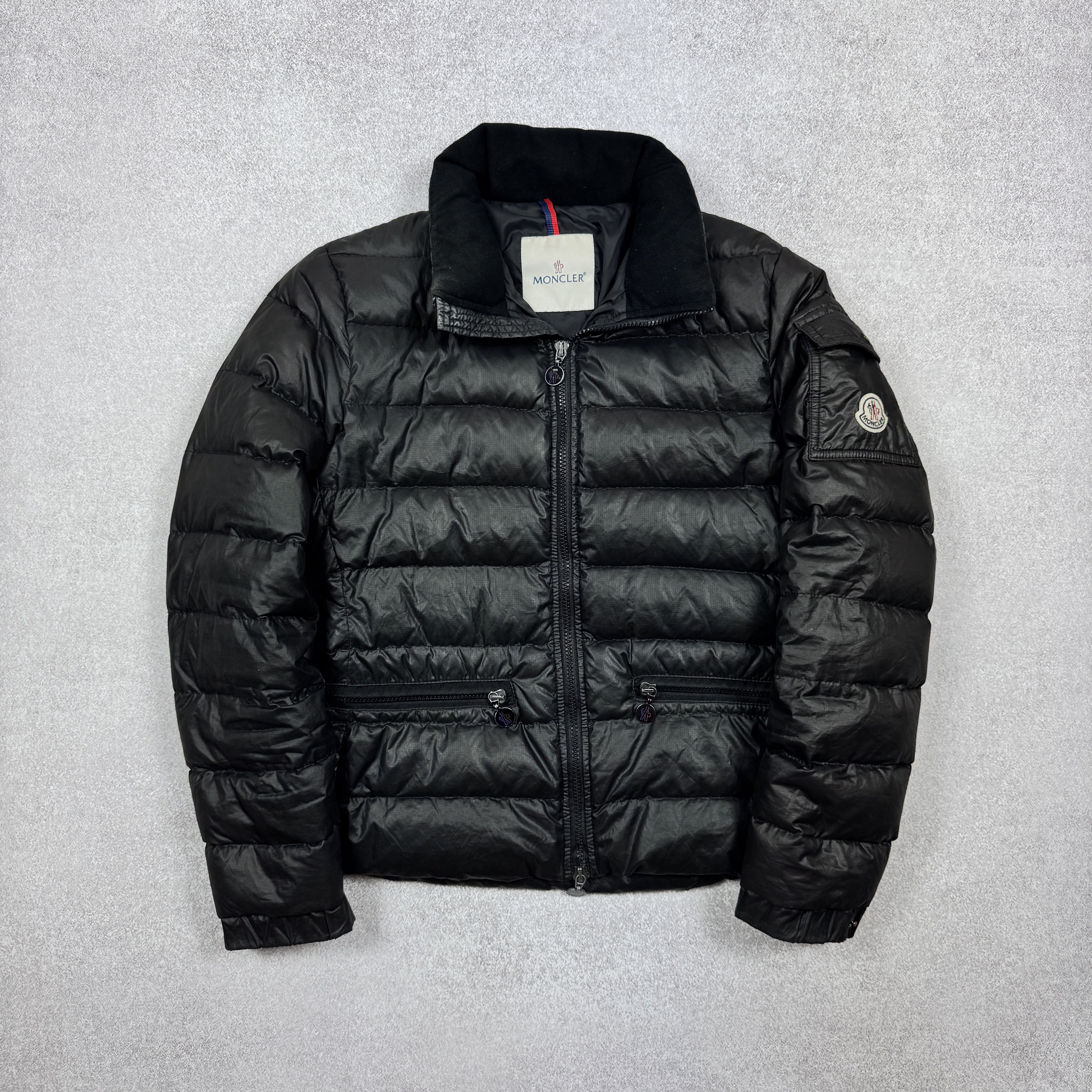 Moncler Women`s Moncler Nylon Puffer Jacket Authentic Size 1 / S-M Size M / US 6-8 / IT 42-44 - 1 Thumbnail