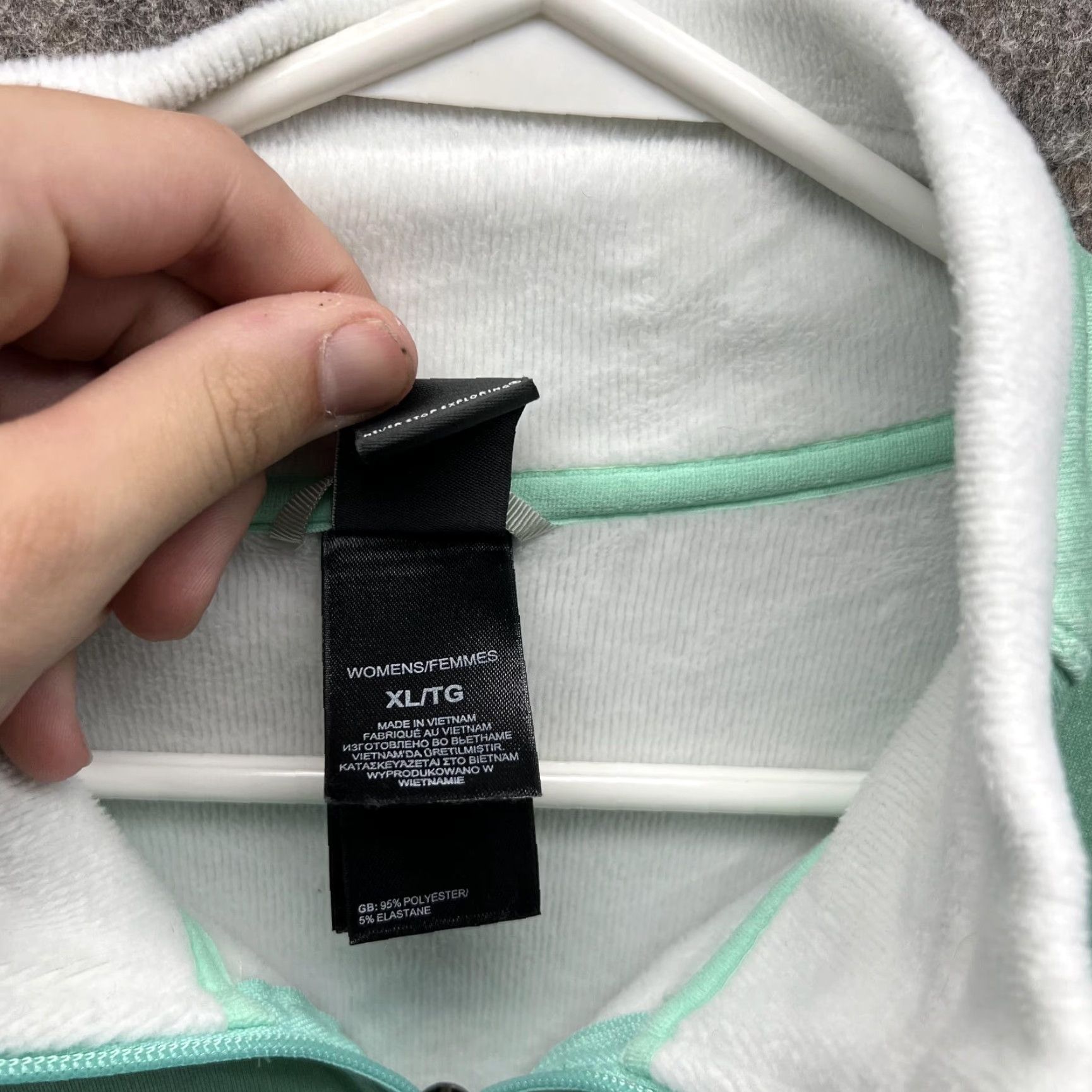 The North Face VINTAGE? No — The North Face Sweater Women XL Teal Full Zip Polyester Fleece Logo All Seasons Winter Fall Spring Casual Womens Regular Size XL / US 12-14 / IT 48-50 - 6 Thumbnail