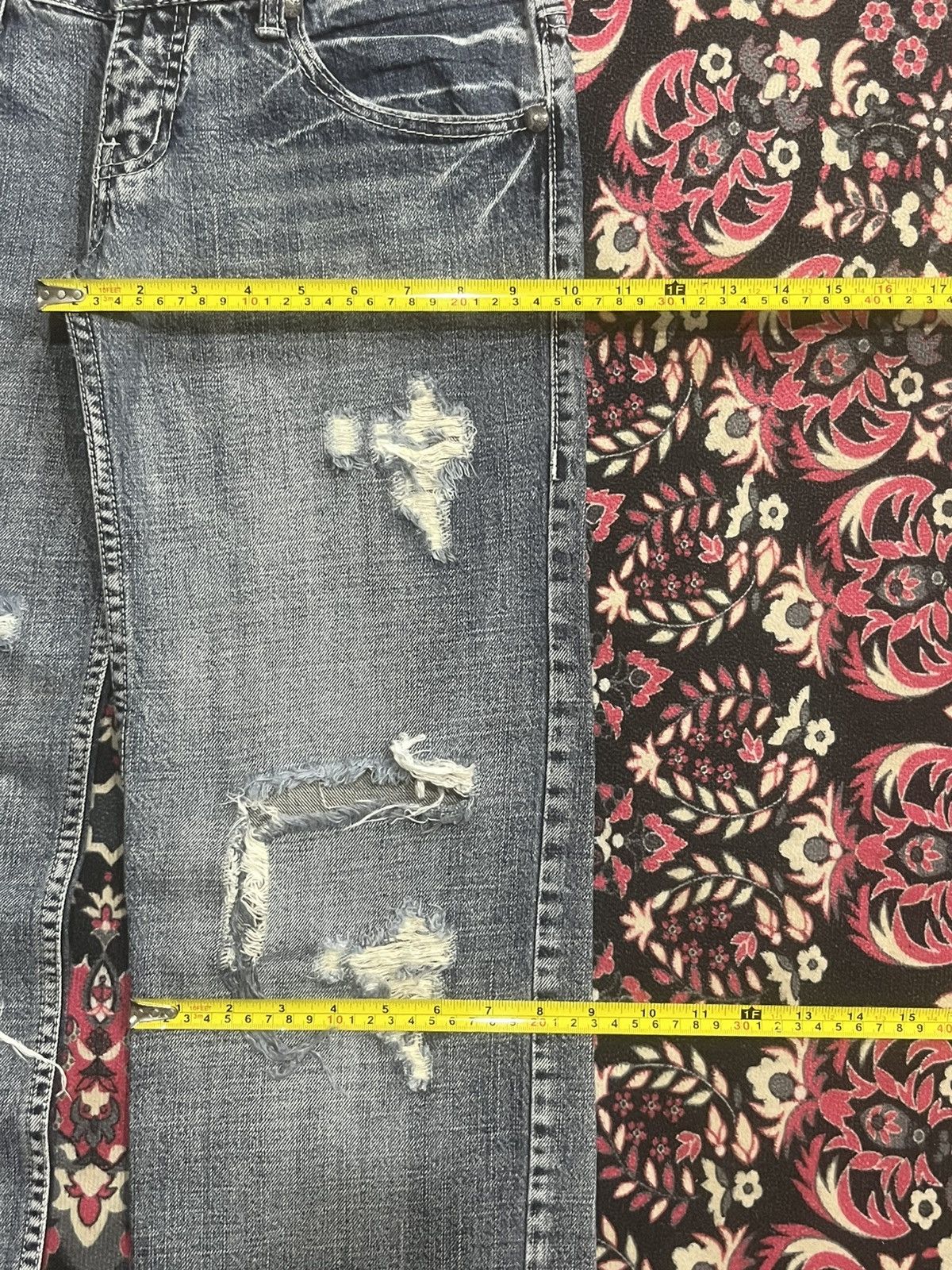 Hysteric Glamour Betty Blue Love Big Slogan Distressed Blue Cracked Jeans Size 30" / US 8 / IT 44 - 16 Thumbnail