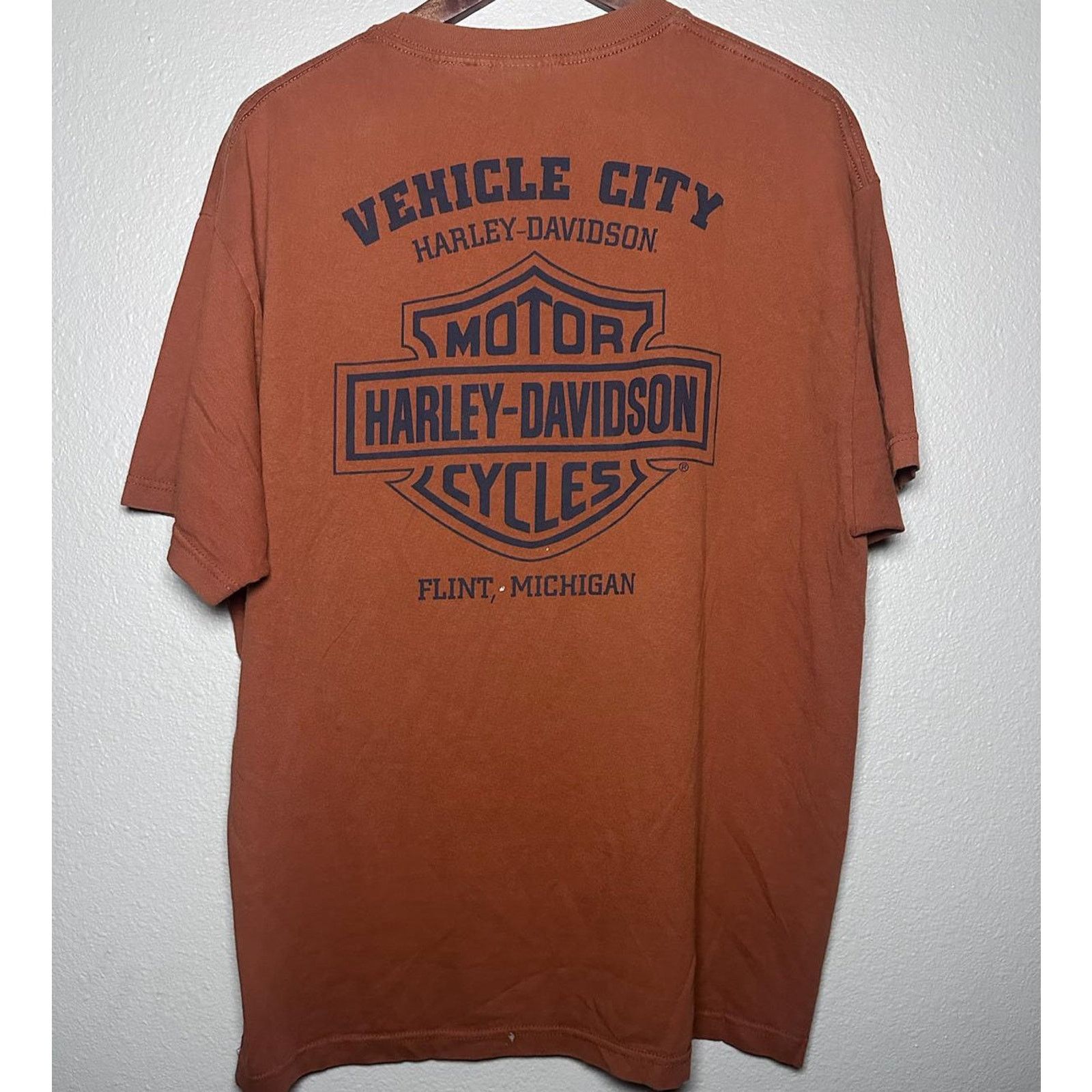 Harley Davidson 🏍️ Harley-Davidson Graphic Tee – Rust Orange Size XL Size US XL / EU 56 / 4 - 2 Thumbnail