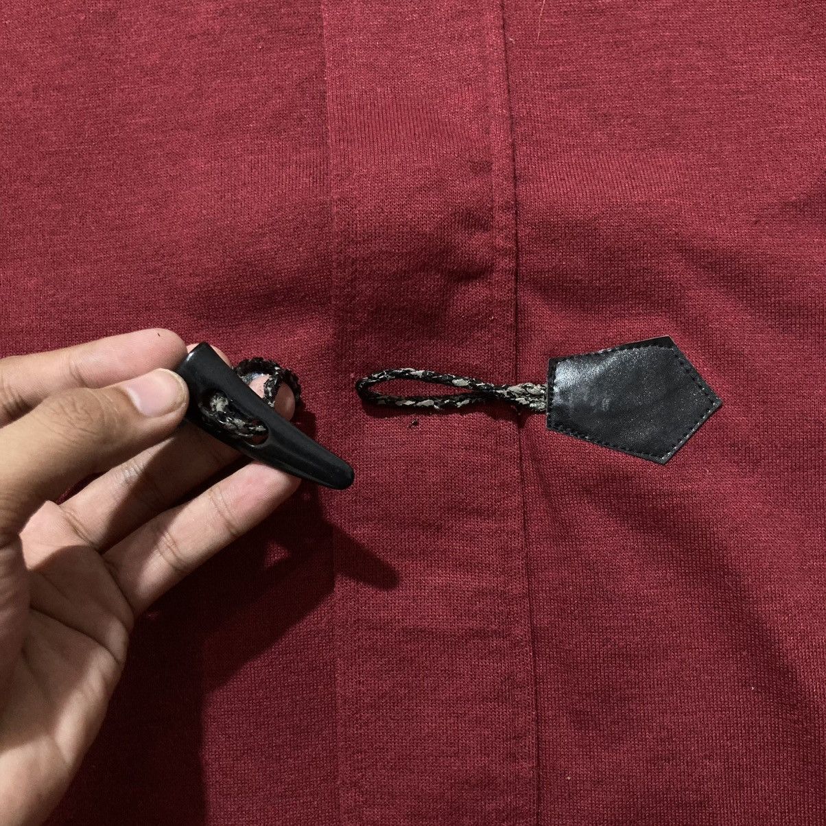 Japanese Brand 2000s Sematic Design Duffle Ziphoodie Fur Red Maroon Lgb Size US M / EU 48-50 / 2 - 9 Thumbnail